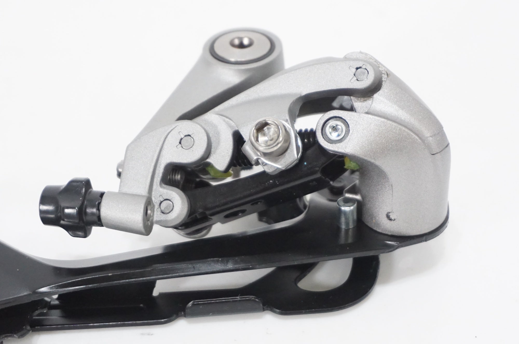 SHIMANO 「シマノ」 ALVIO RD-T4000 リアディレイラー / AKIBA店