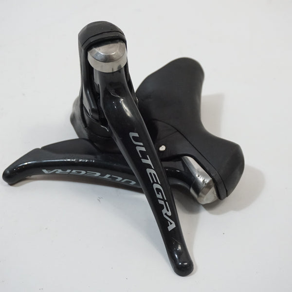 SHIMANO 「シマノ」 ULTEGRA ST-6800 デュアルコントロールレバー