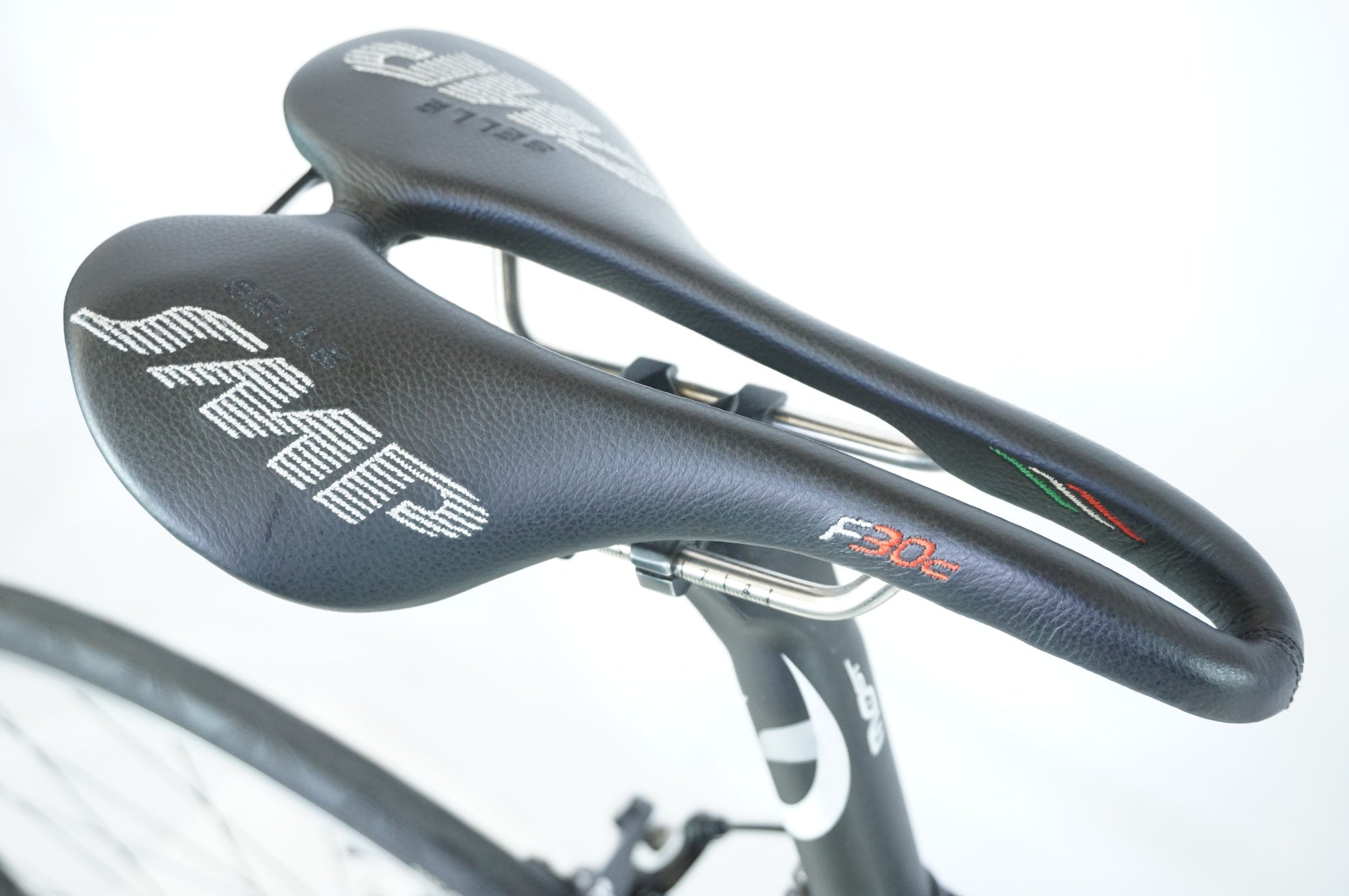 PINARELLO 「ピナレロ」 RAZHA 105 2018年モデル ロードバイク