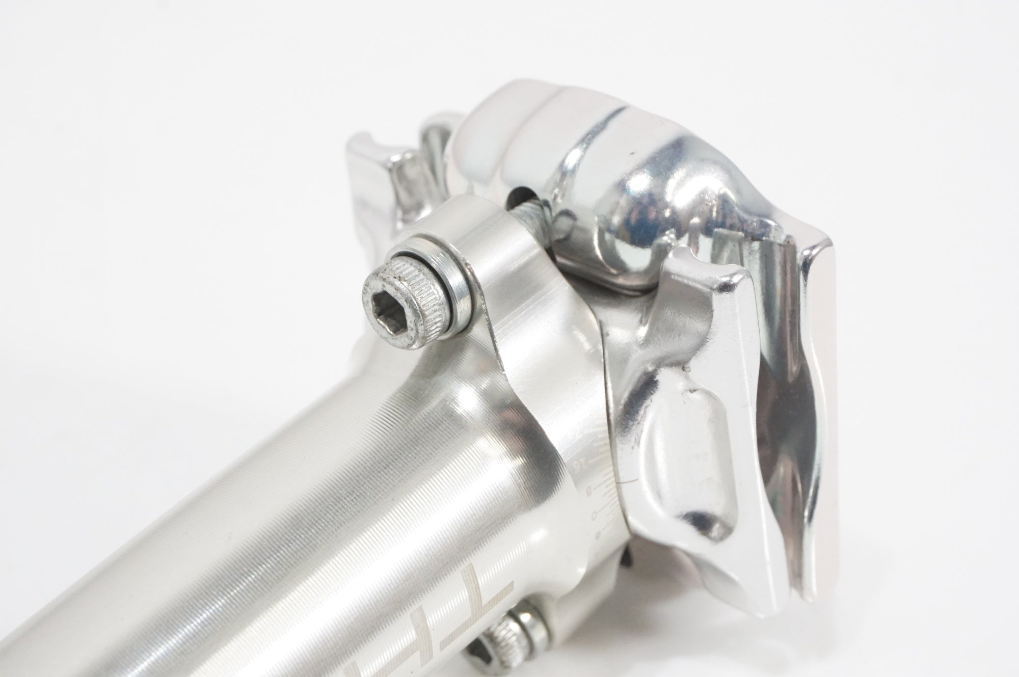 THOMSON 「トムソン」 ELITE SETBACK φ27.2 250mm シートポスト / AKIBA店