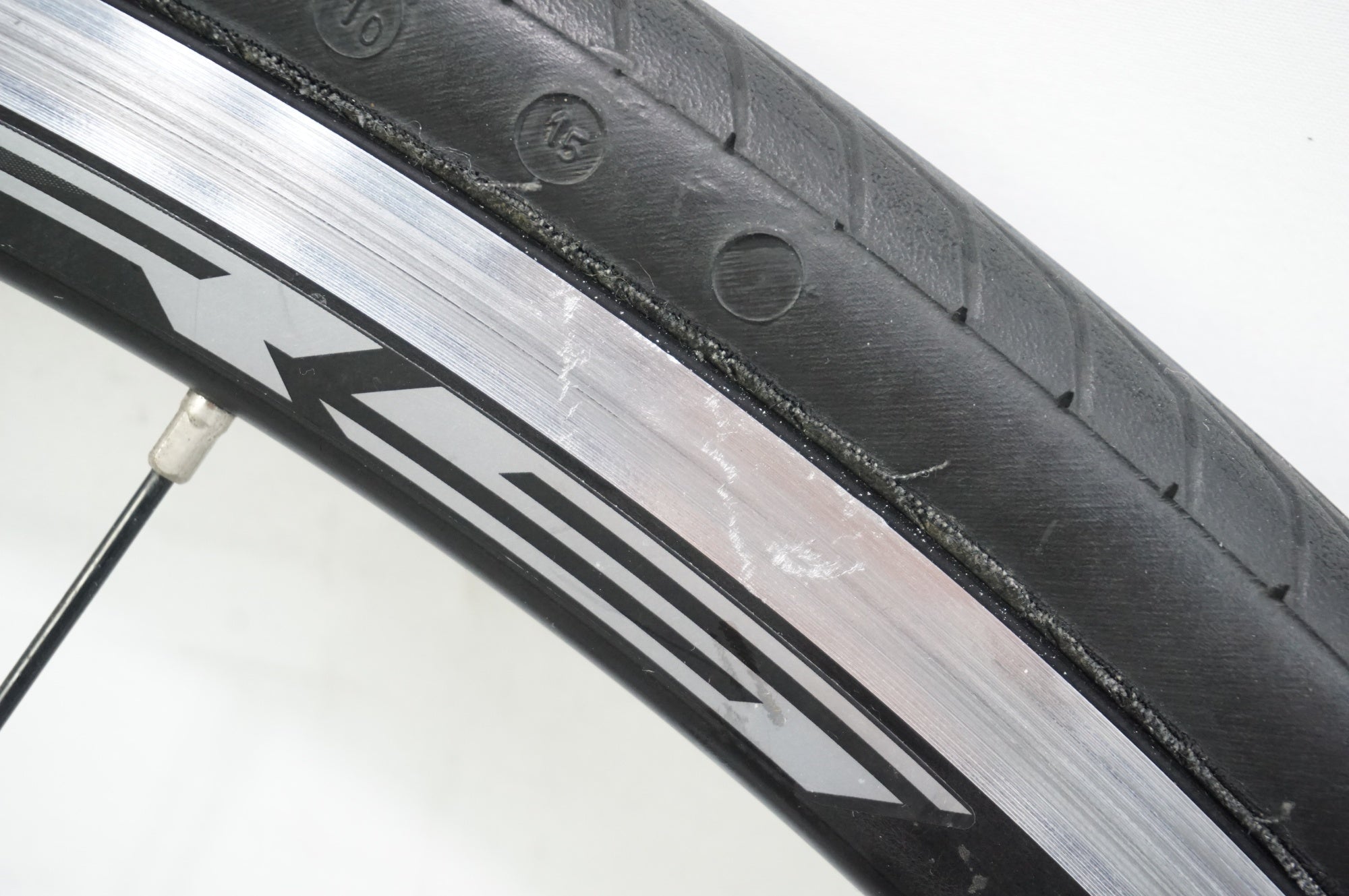 SHIMANO 「シマノ」 WH-RS010 シマノ11速 ホイールセット / 中 SHIMANO 「シマノ」 WH-RS010 シマノ11速 ホイールセット / 中