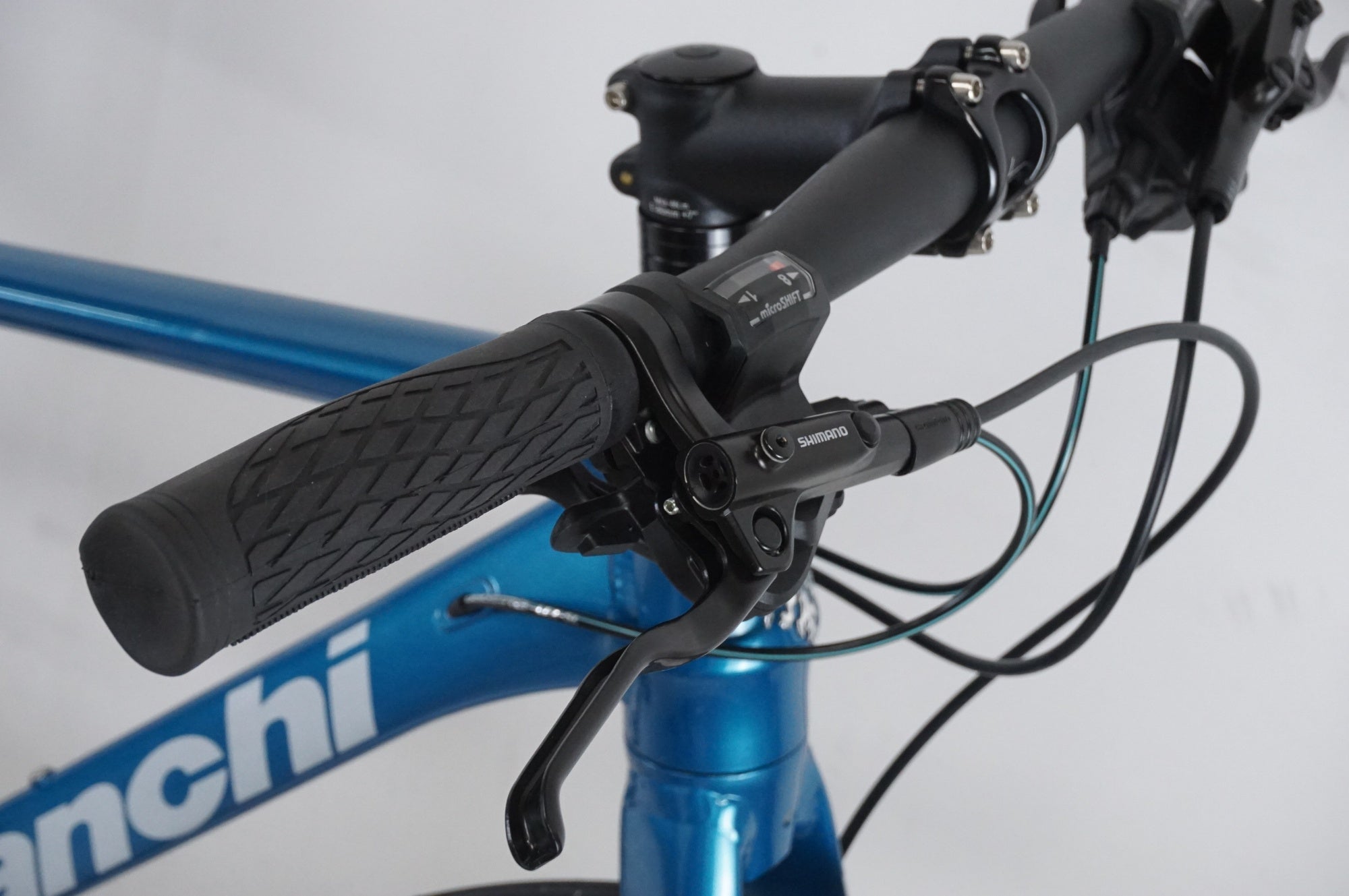 BIANCHI 「ビアンキ」 ROMA3 DISC 2022年モデル 43サイズ クロスバイク