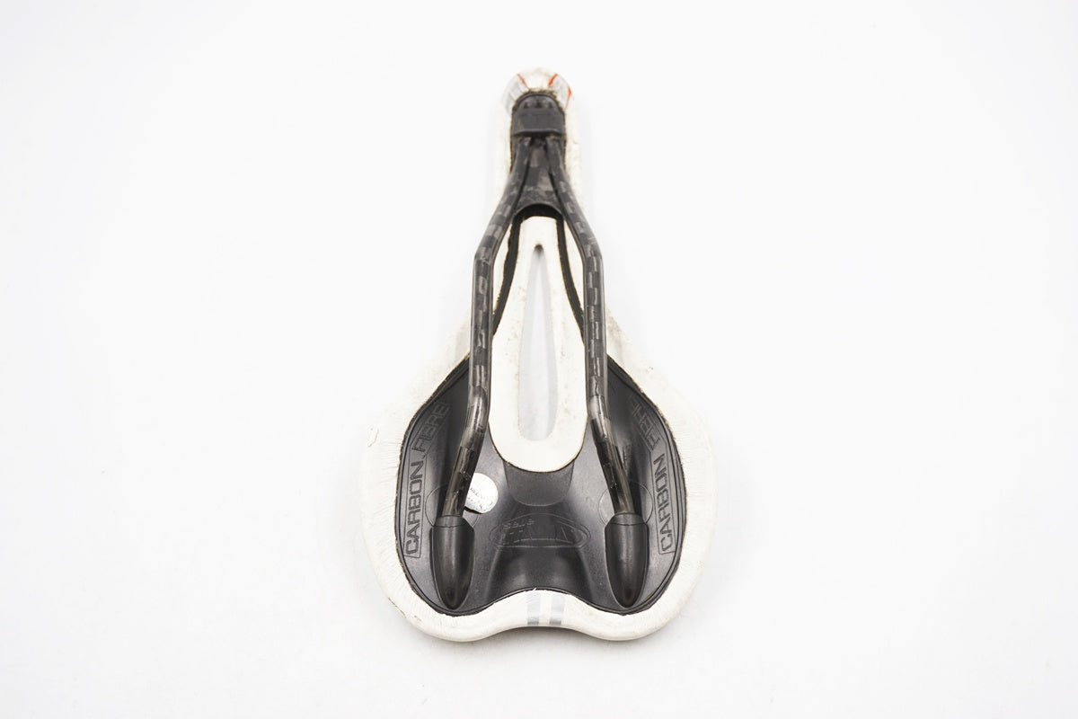 SELLE ITALIA 「セライタリア」 SLR サドル / 奈良店