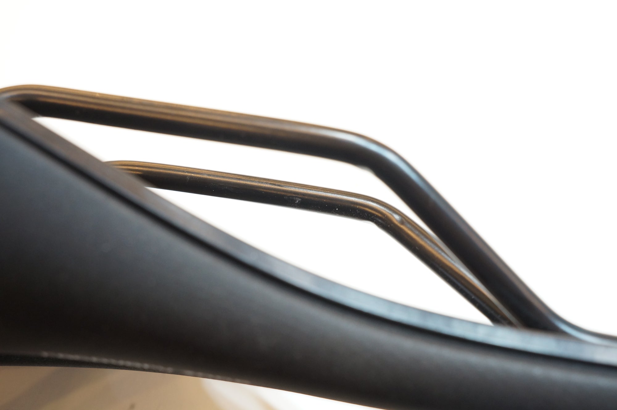 SELLE ROYAL 「セラ ロイヤル」 REMED3 サドル / バイチャリ浦和ベース