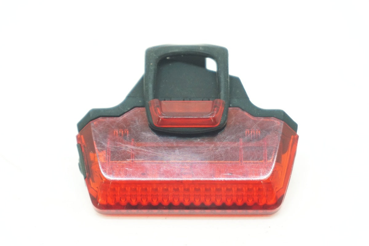 ブランド不明 リアライト / 大阪美原北インター店