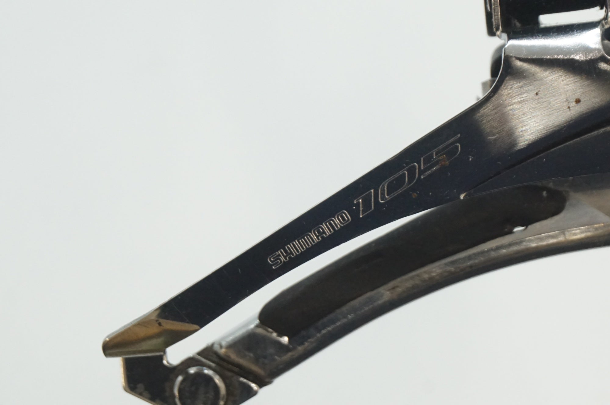 SHIMANO 「シマノ」 105 FD-5800 フロントディレイラー / 福岡店