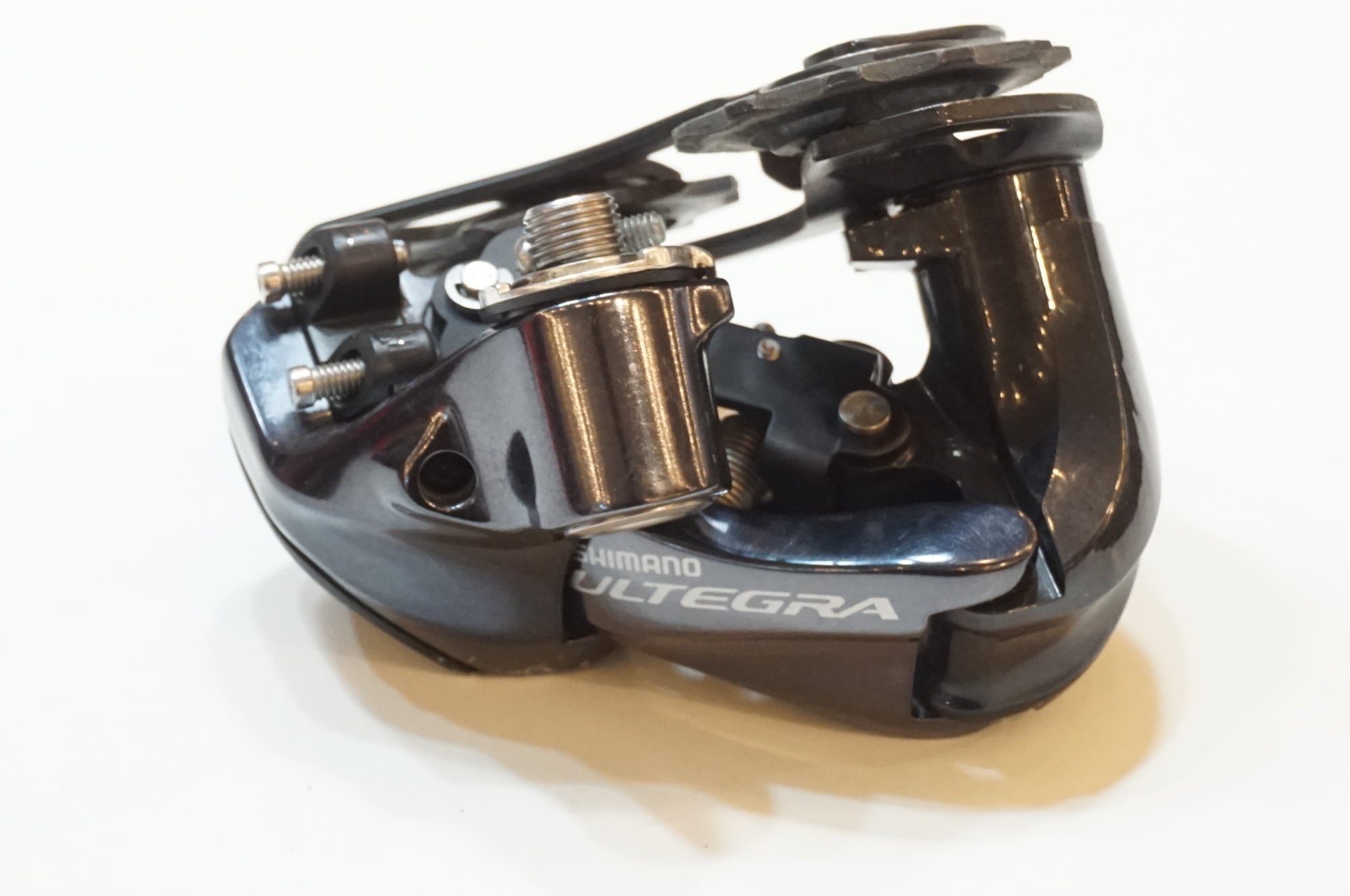SHIMANO 「シマノ」 ULTEGRA 6870 DI2 コンポーネントセット / 浦和ベース