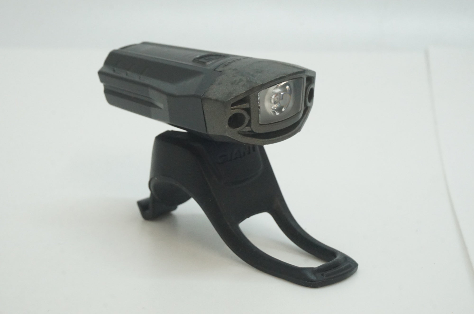 GIANT 「ジャイアント」 RECON HL-500 フロントライト / 福岡店