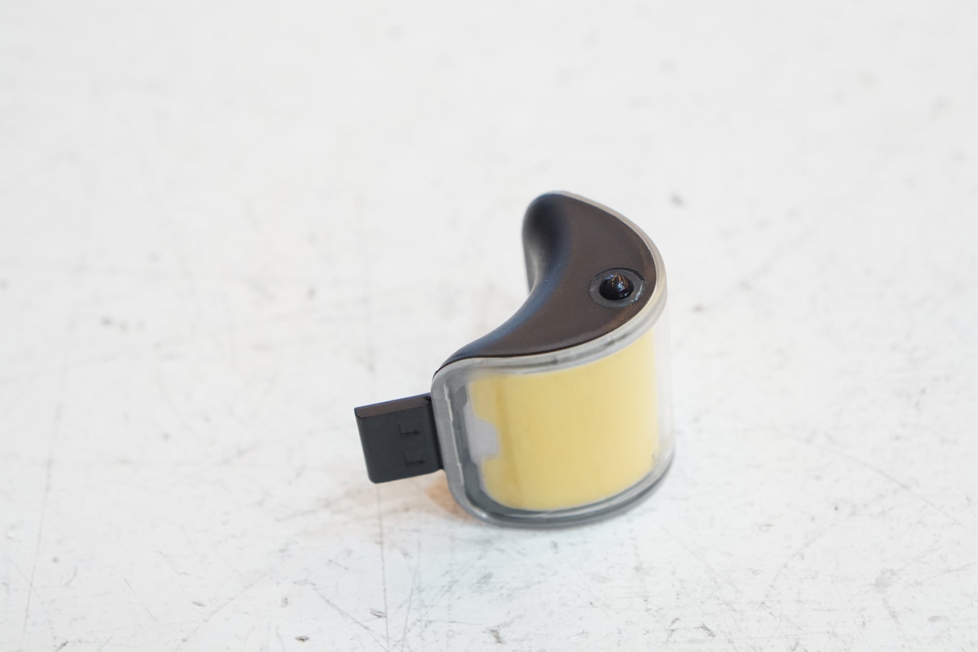 ロードバイク　ノグ　フロントライト　knog cobber LEDライト【LIL' COBBER Front】｜Knog（ノグ）｜TOKYOlife