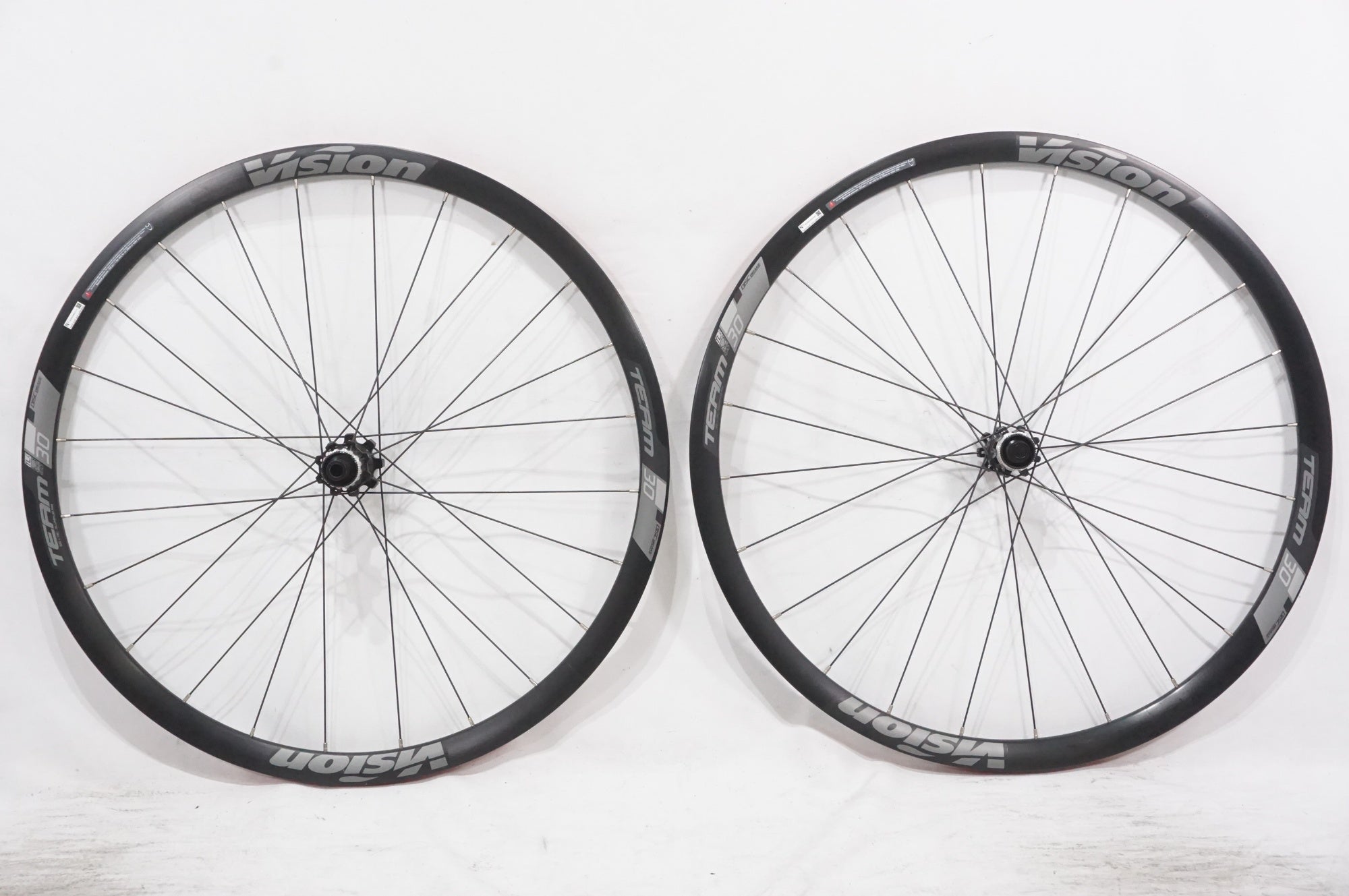 Vision TEAM 30 ディスクブレーキ用完組ホイールセット VISION 「ヴィジョン」 TEAM 30 DISC シマノ11速 ホイールセット