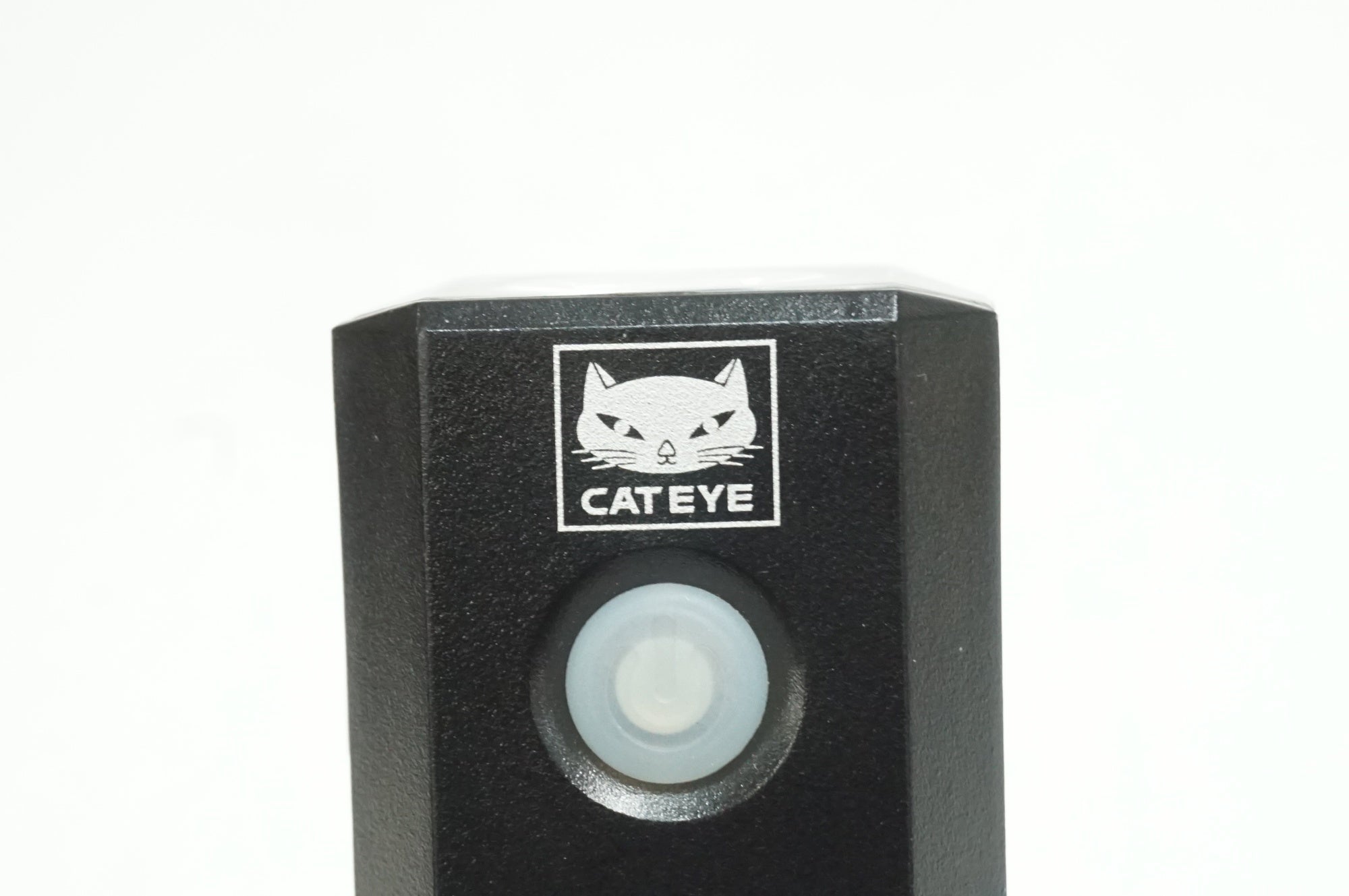 CATEYE 「キャットアイ」 AMPP500 フロントライト / 大宮店