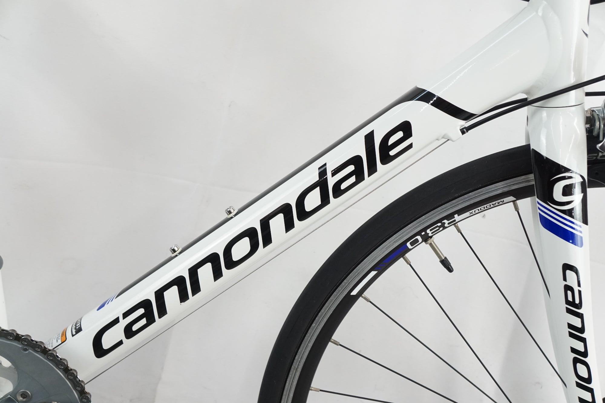 CANNONDALE 「キャノンデール」 CAAD8 2015年モデル ロードバイク / バイチャリ浦和ベース