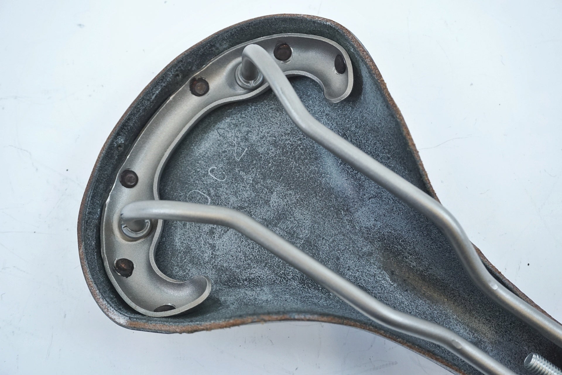 BROOKS 「ブルックス」 SWIFT サドル / 有明ガーデン店 ｜ バイチャリ