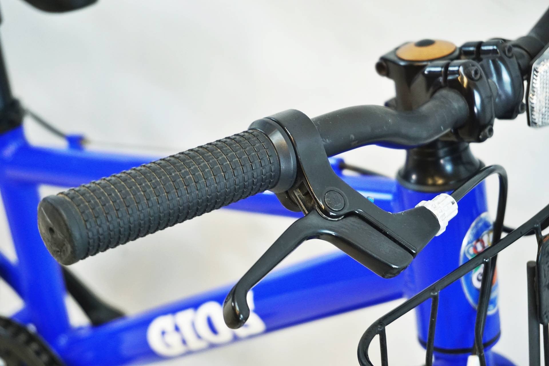 GIOS 「ジオス」 GENOVA18 2022年モデル 18インチ キッズバイク / 有明ガーデン店