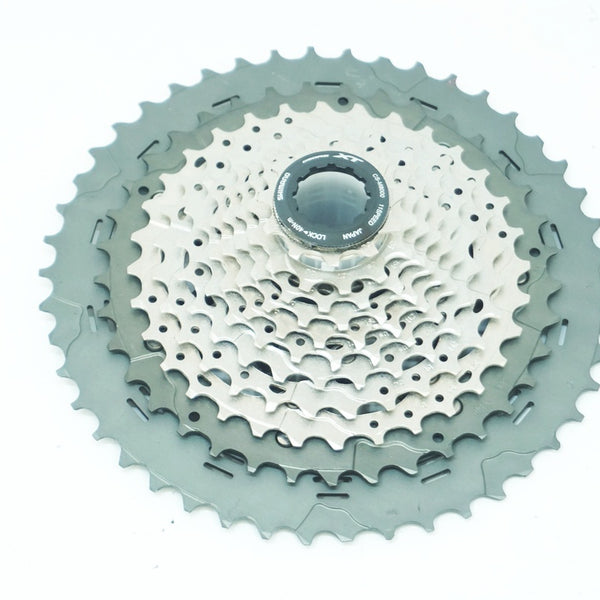 SHIMANO 「シマノ」 DEORE XT CS-M8000 11-46T スプロケット / 大阪