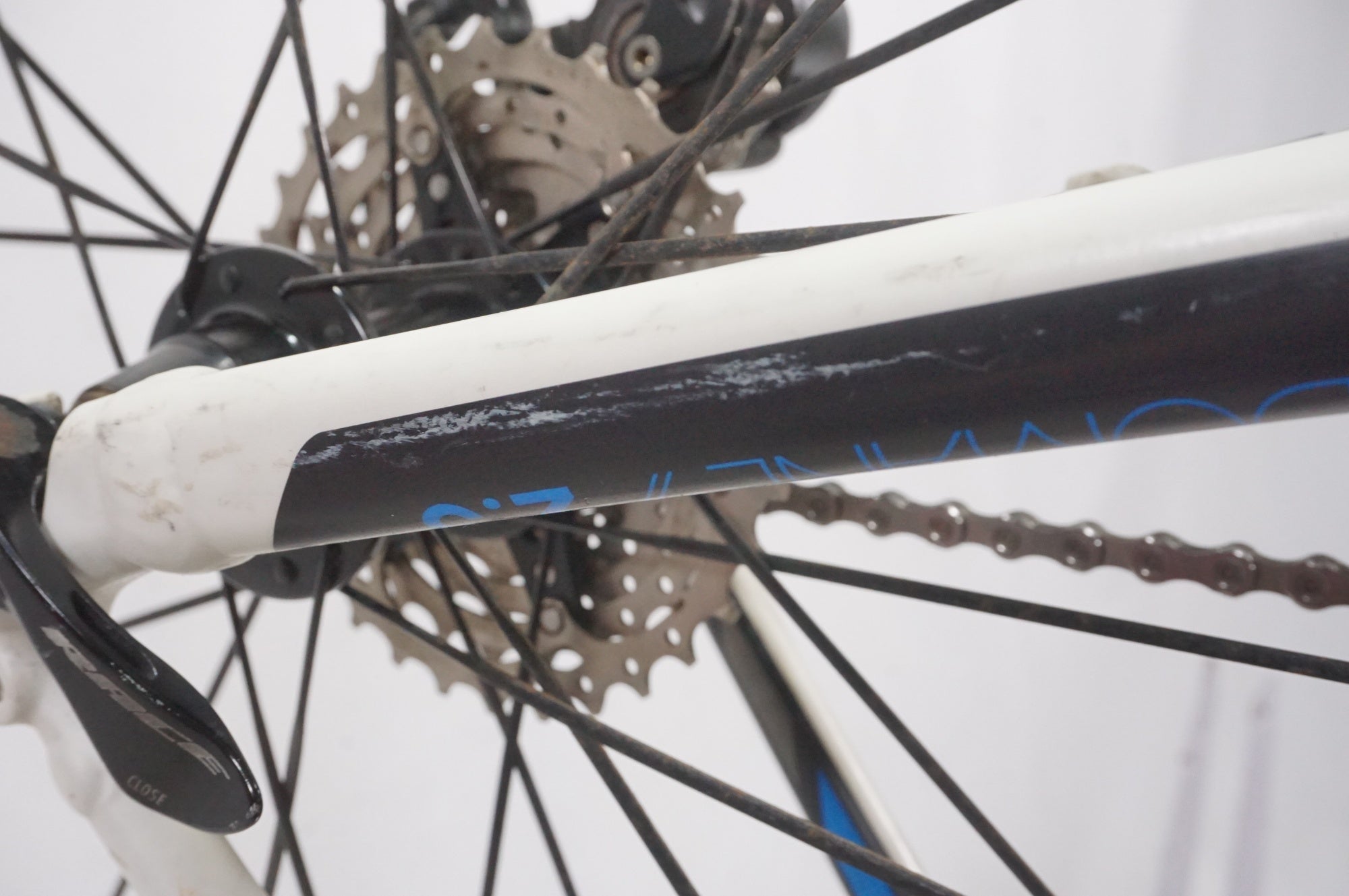 TREK 「トレック」 DOMANE 2.3 2015年モデル ロードバイク / AKIBA店