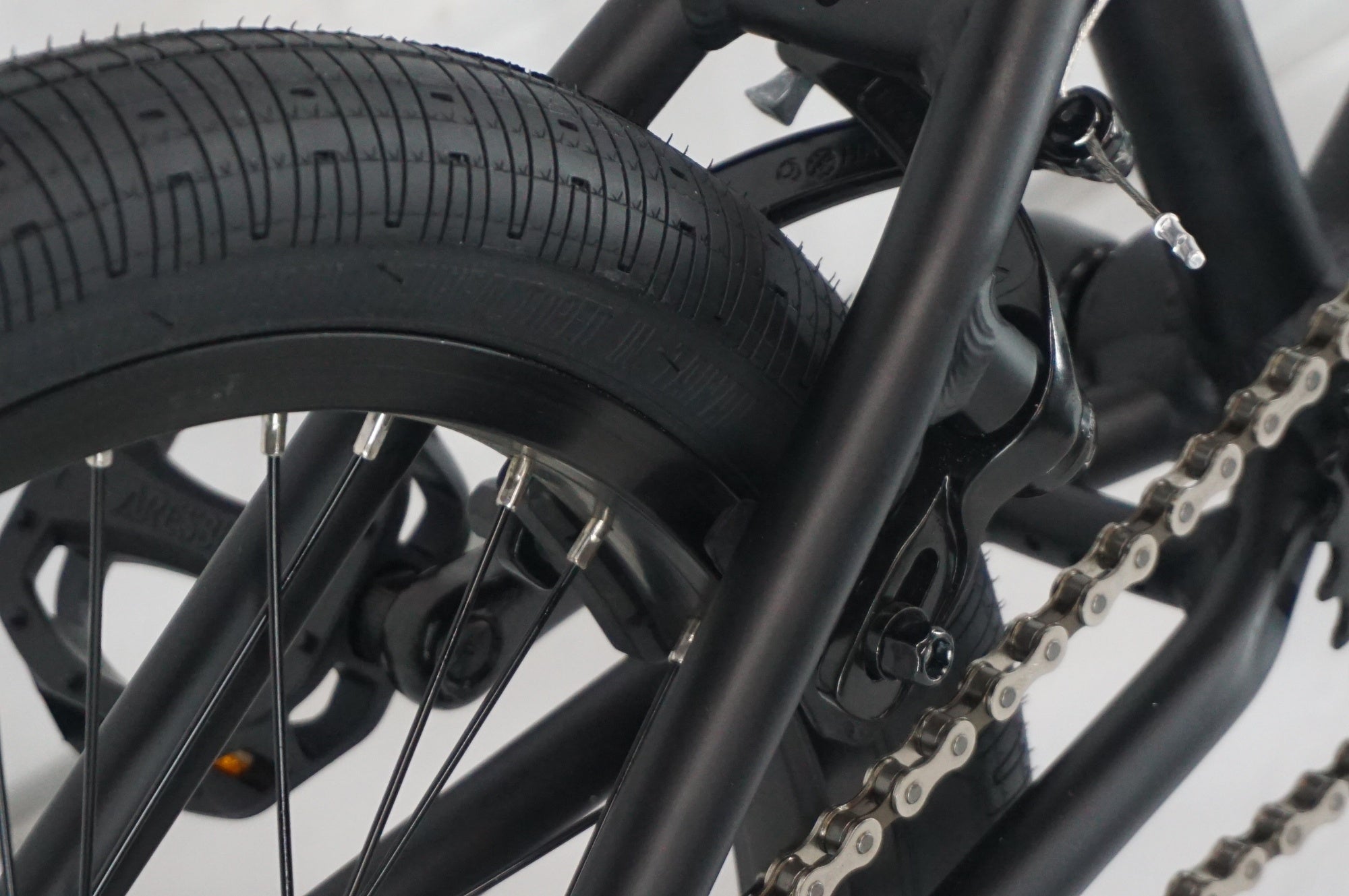 ARESBIKES 「アーレスバイク」 ADIT 2022年モデル キッズバイク / 阪急塚口店