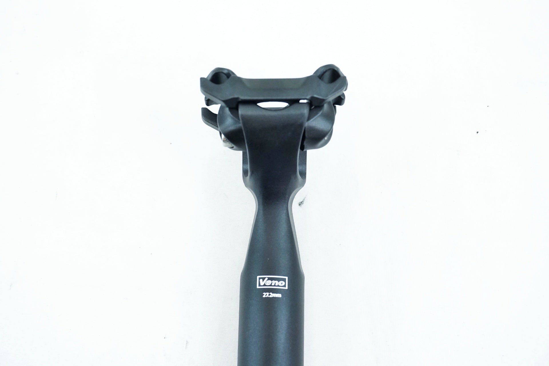 VENO 「ヴェノ」 Φ27.2mm 300mm シートポスト / 有明ガーデン店