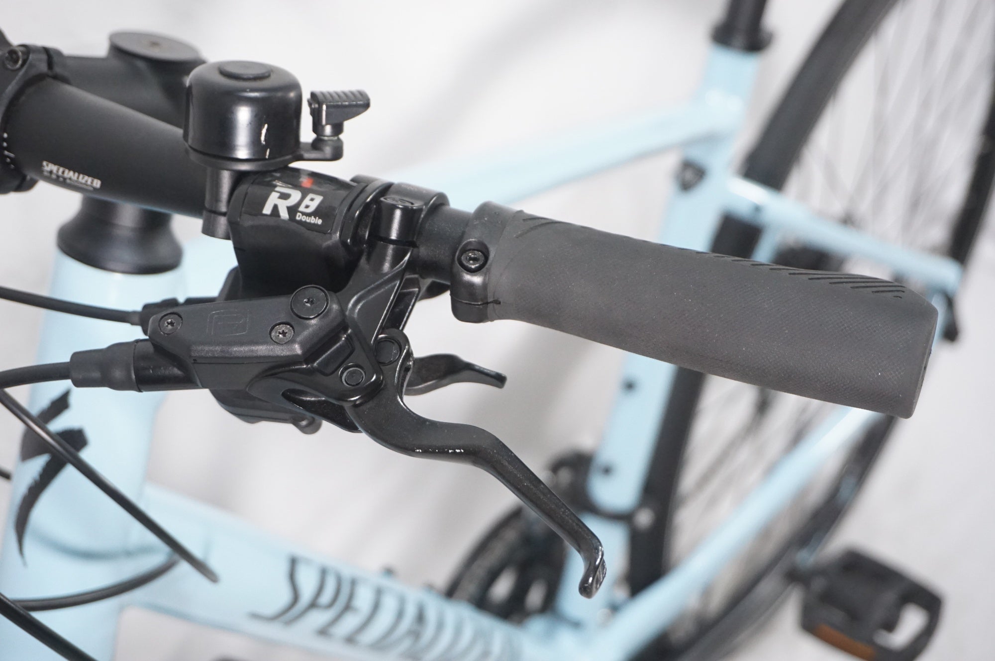 SPECIALIZED 「スペシャライズド」 SIRRUS 2.0 DISC 2022年モデル