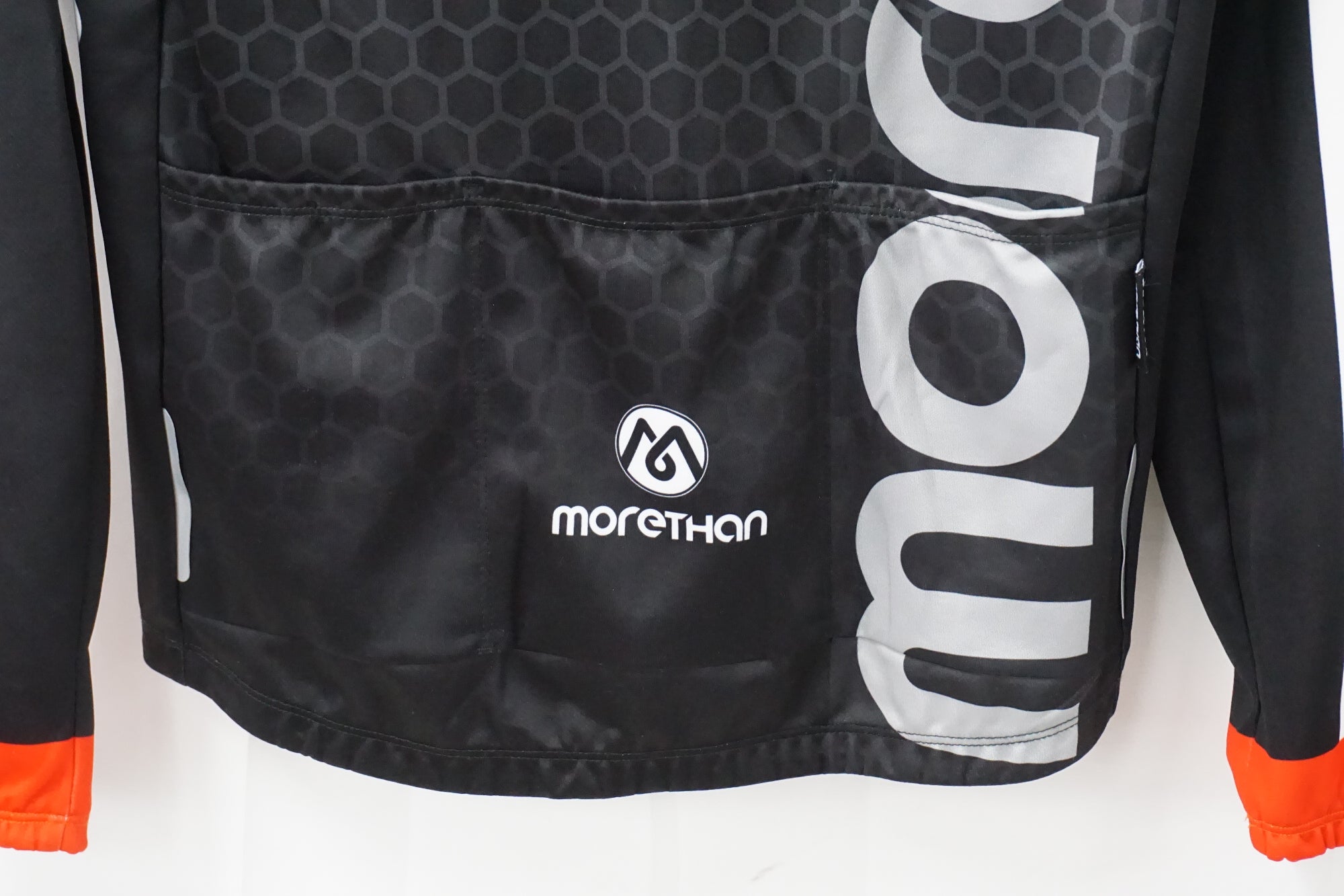 MORETHAN 「モアザン」 Mサイズ 長袖ジャージ / 奈良店