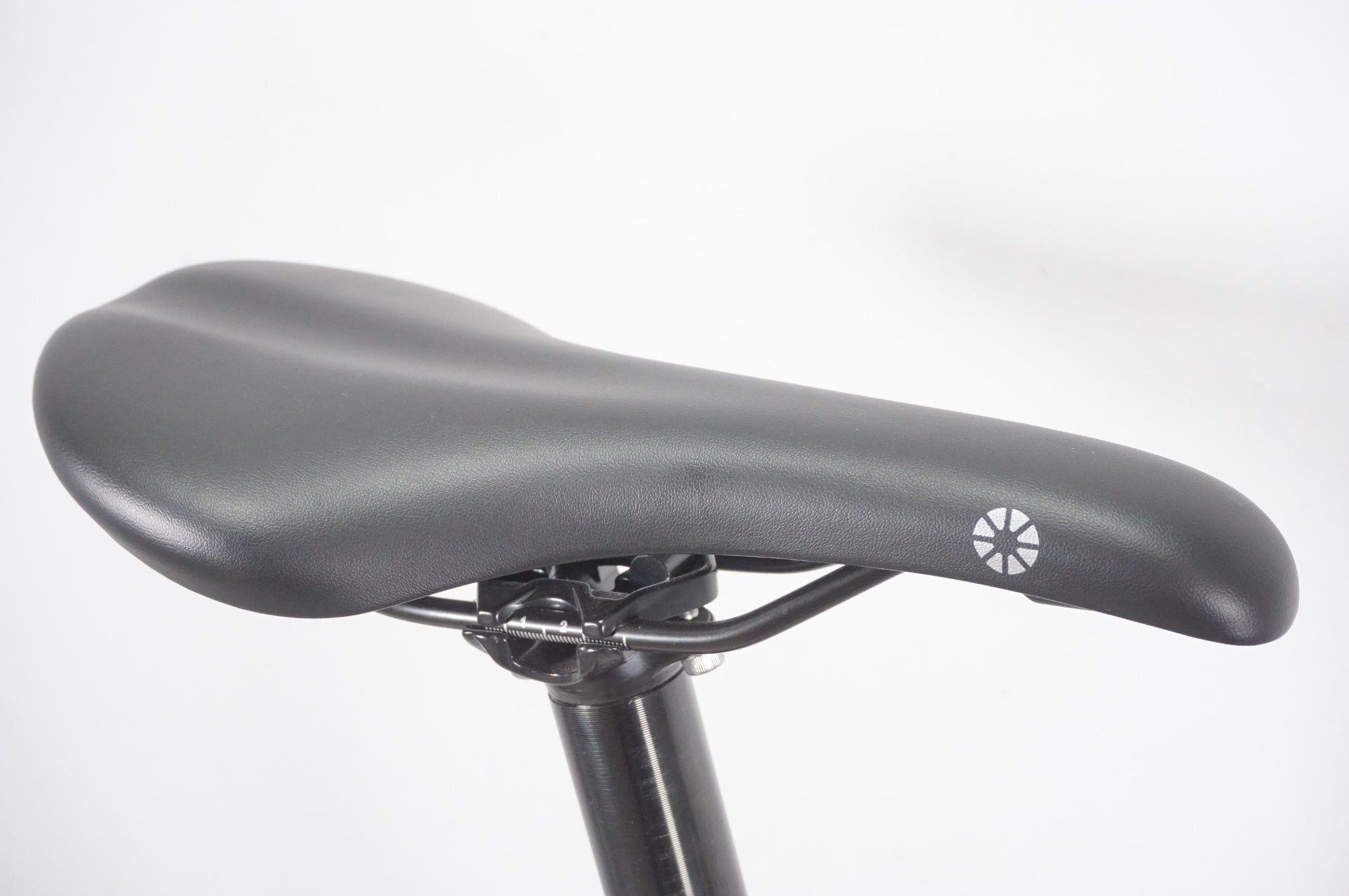 DAHON 「ダホン」 SPEED FALCO 2024年モデル 20インチ 折り畳み自転車 / AKIBA店