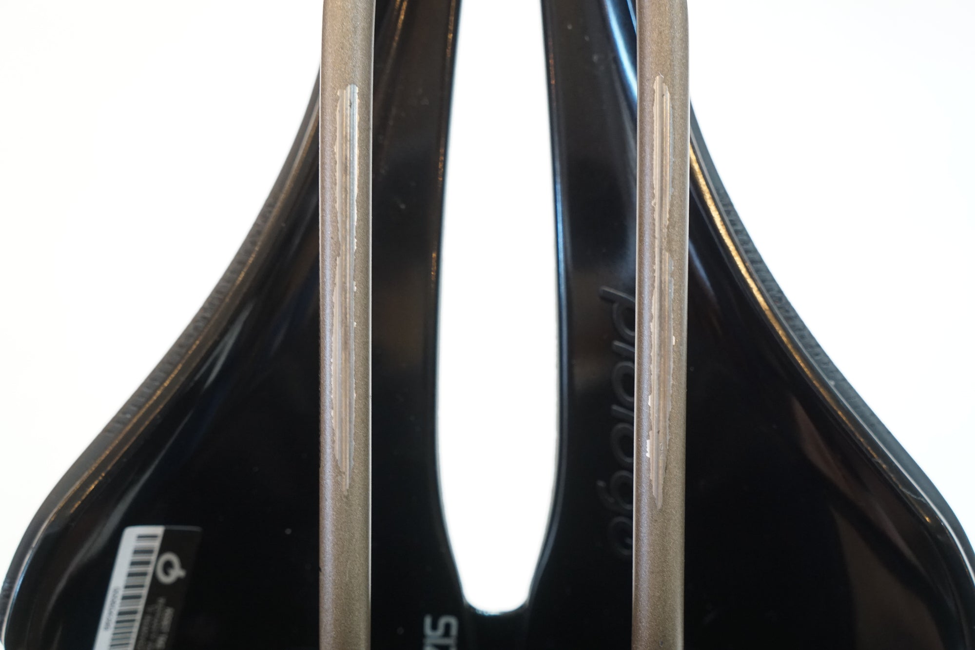 PROLOGO 「プロロゴ」 DIMENSION AGX サドル / バイチャリ浦和ベース