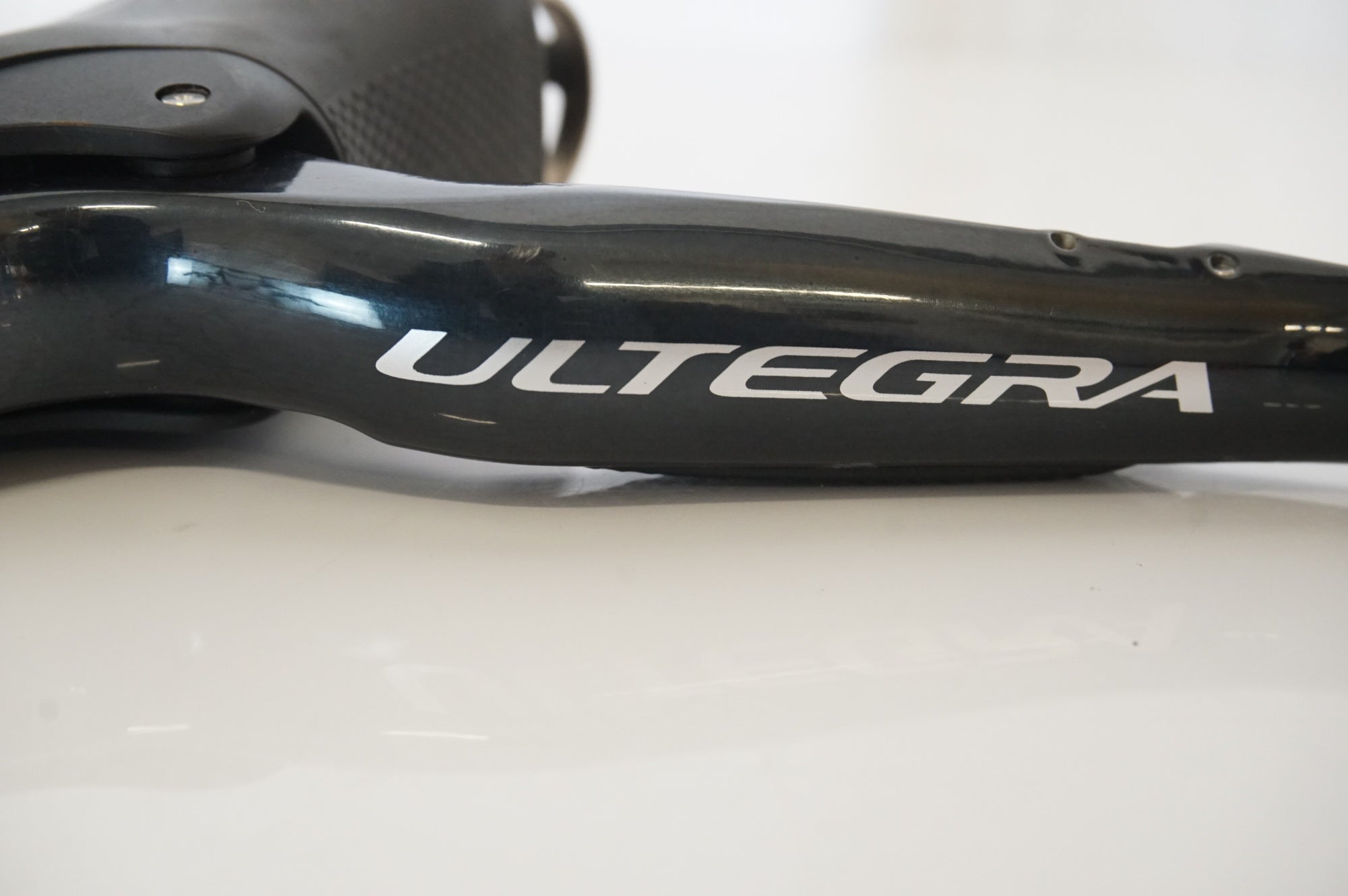 SHIMANO 「シマノ」 ULTEGRA Di2 ST-6870 デュアルコントロールレバー