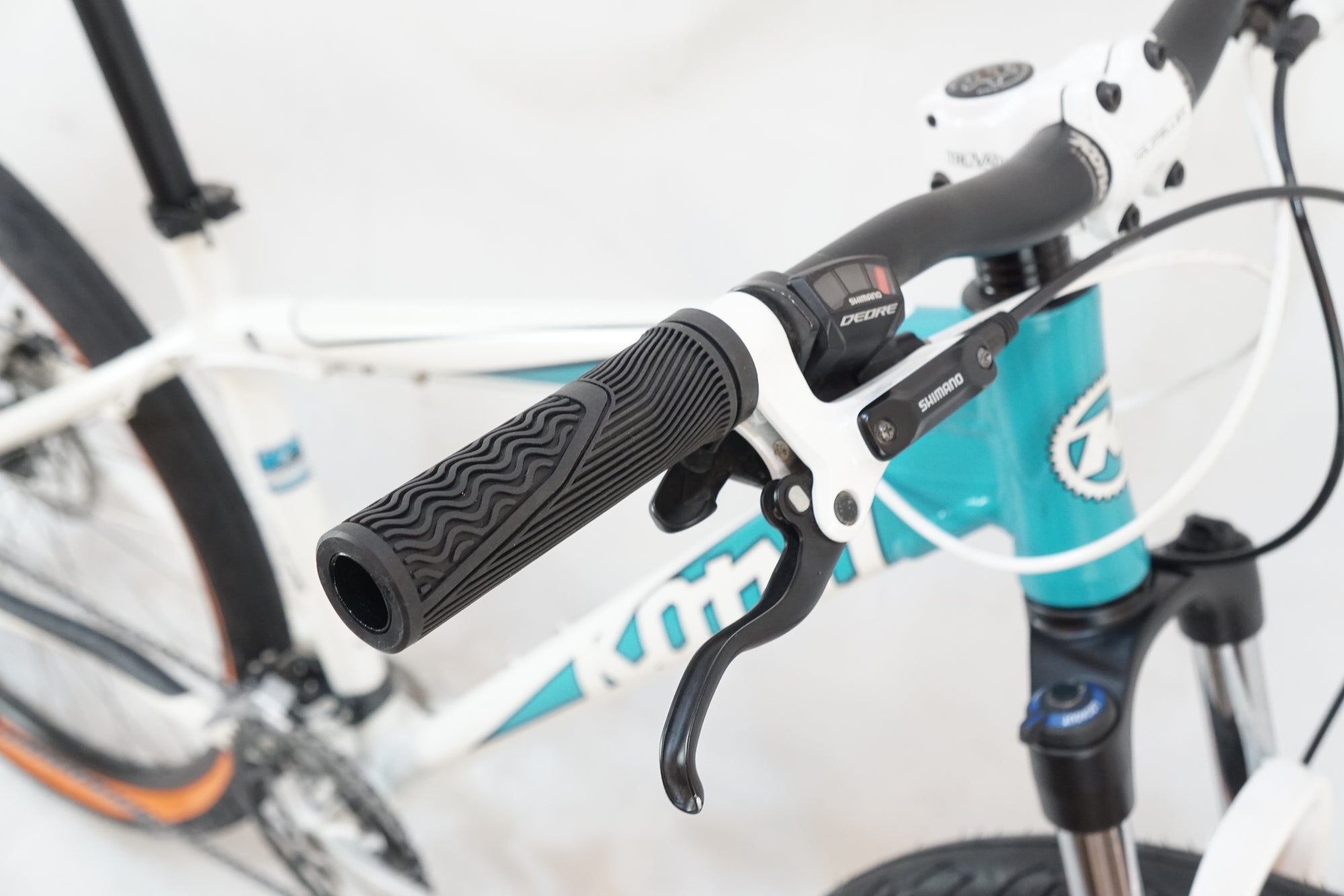 KONA 「コナ」 BLAST DELUXE 2010年モデル マウンテンバイク / バイチャリ浦和ベース