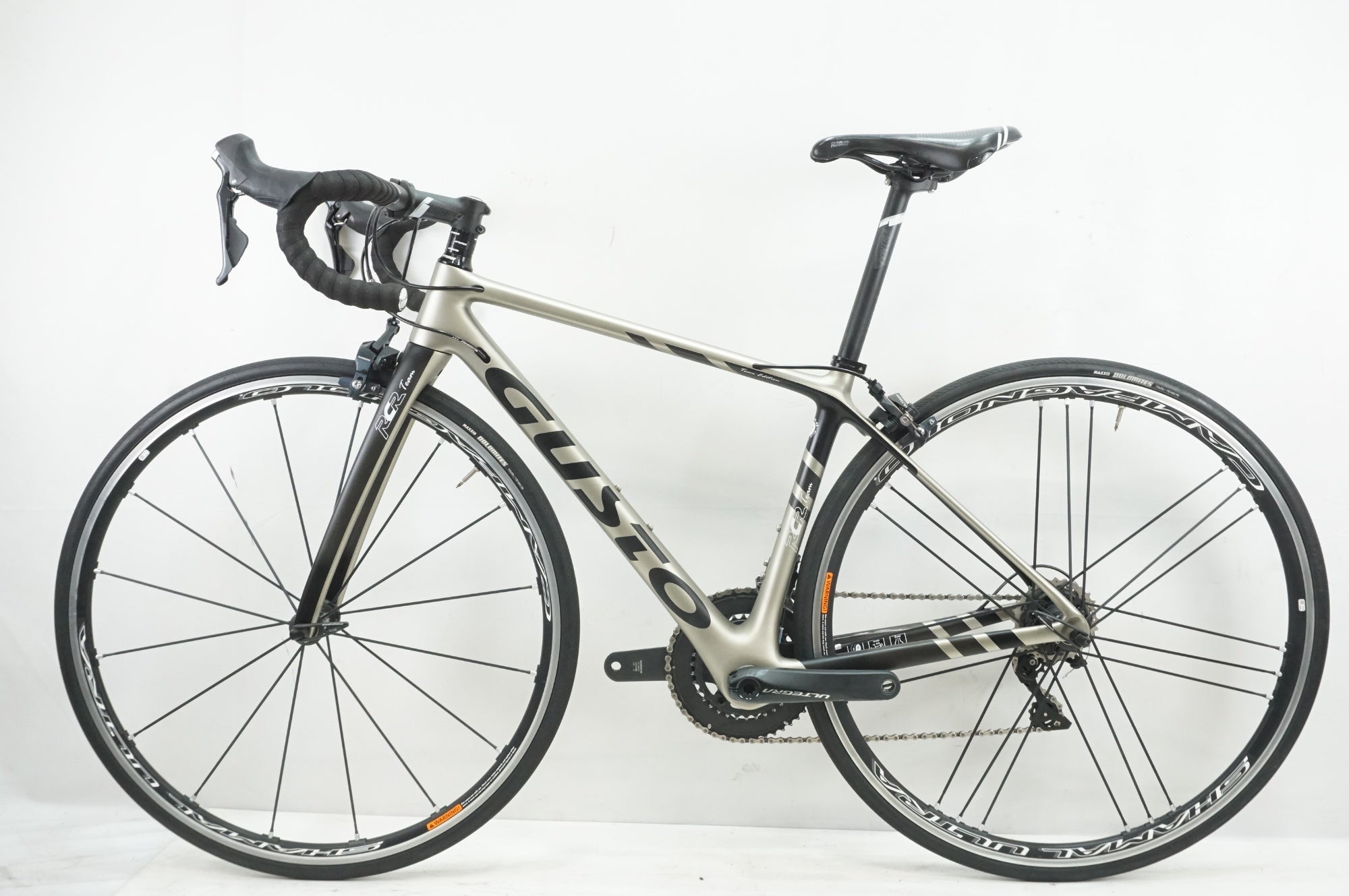 GUSTO 「グスト」 RCR TEAM EDITION LEGEND 2019年モデル ロードバイク