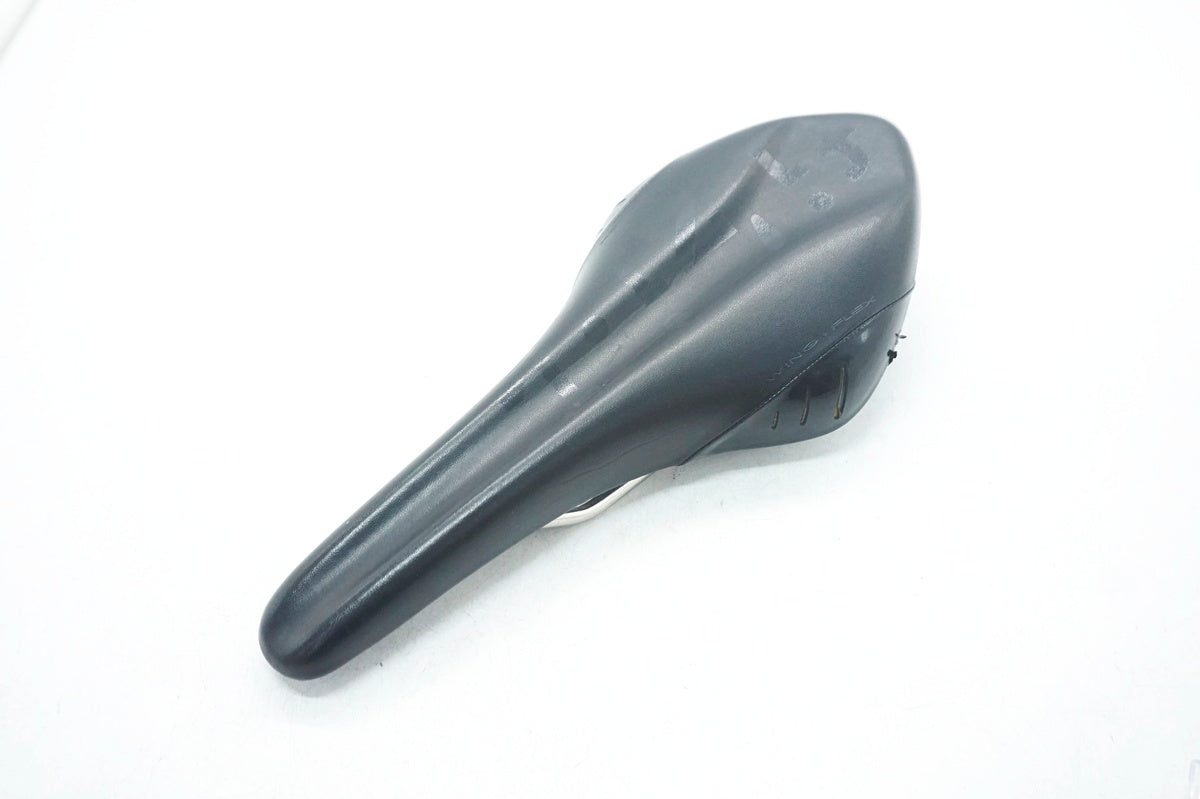 FIZIK 「フィジーク」 ARIONE VS KIUMレール サドル / 大阪門真店