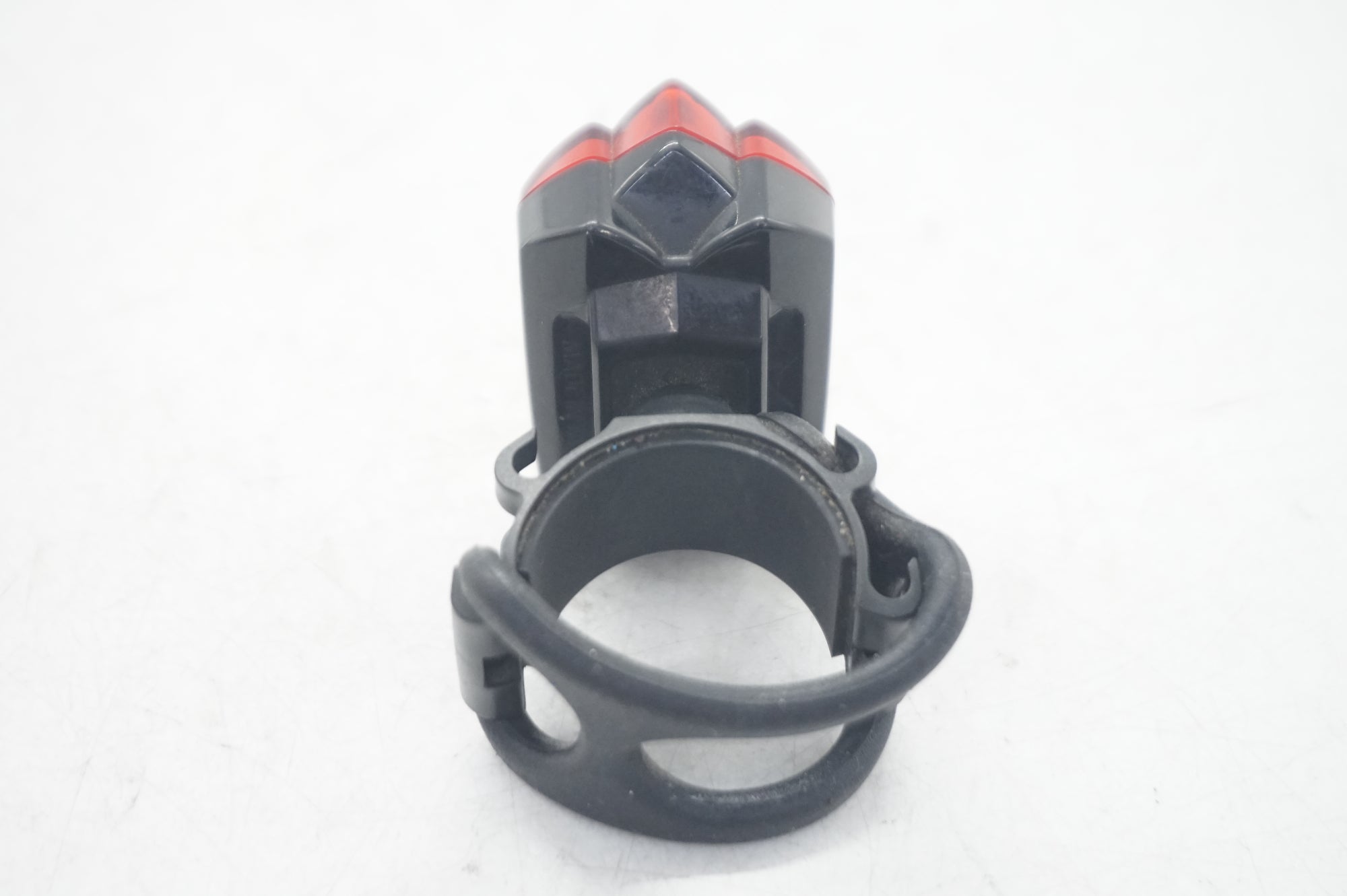 INFINI 「インフィニ」 リアライト / 大阪門真店