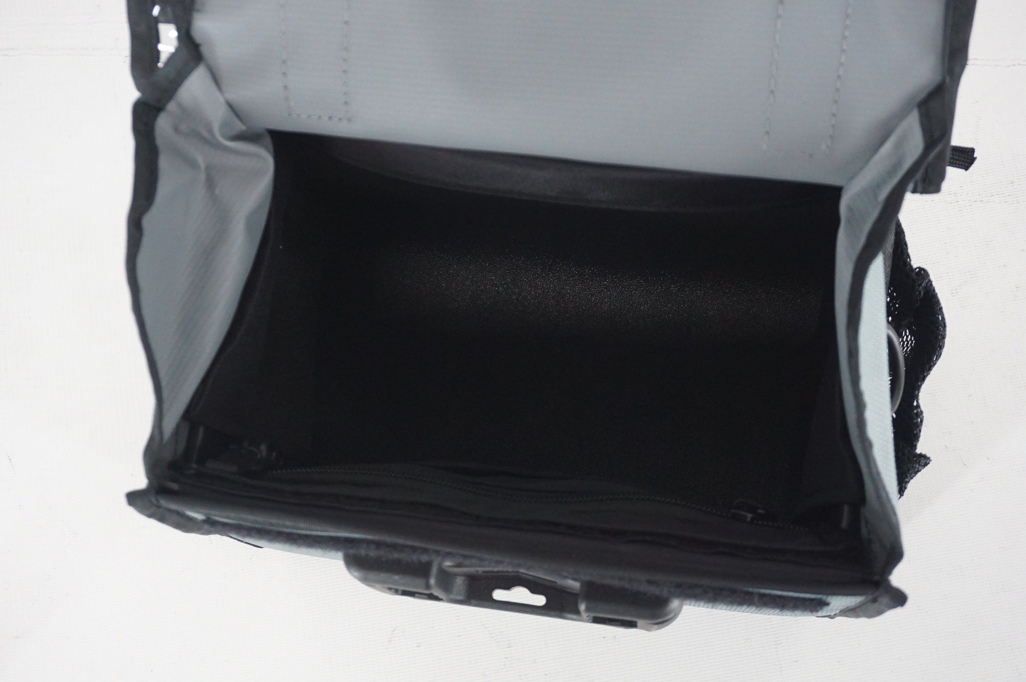 OSTRICH 「オーストリッチ」 F-303K フロントバッグ / 阪急塚口店