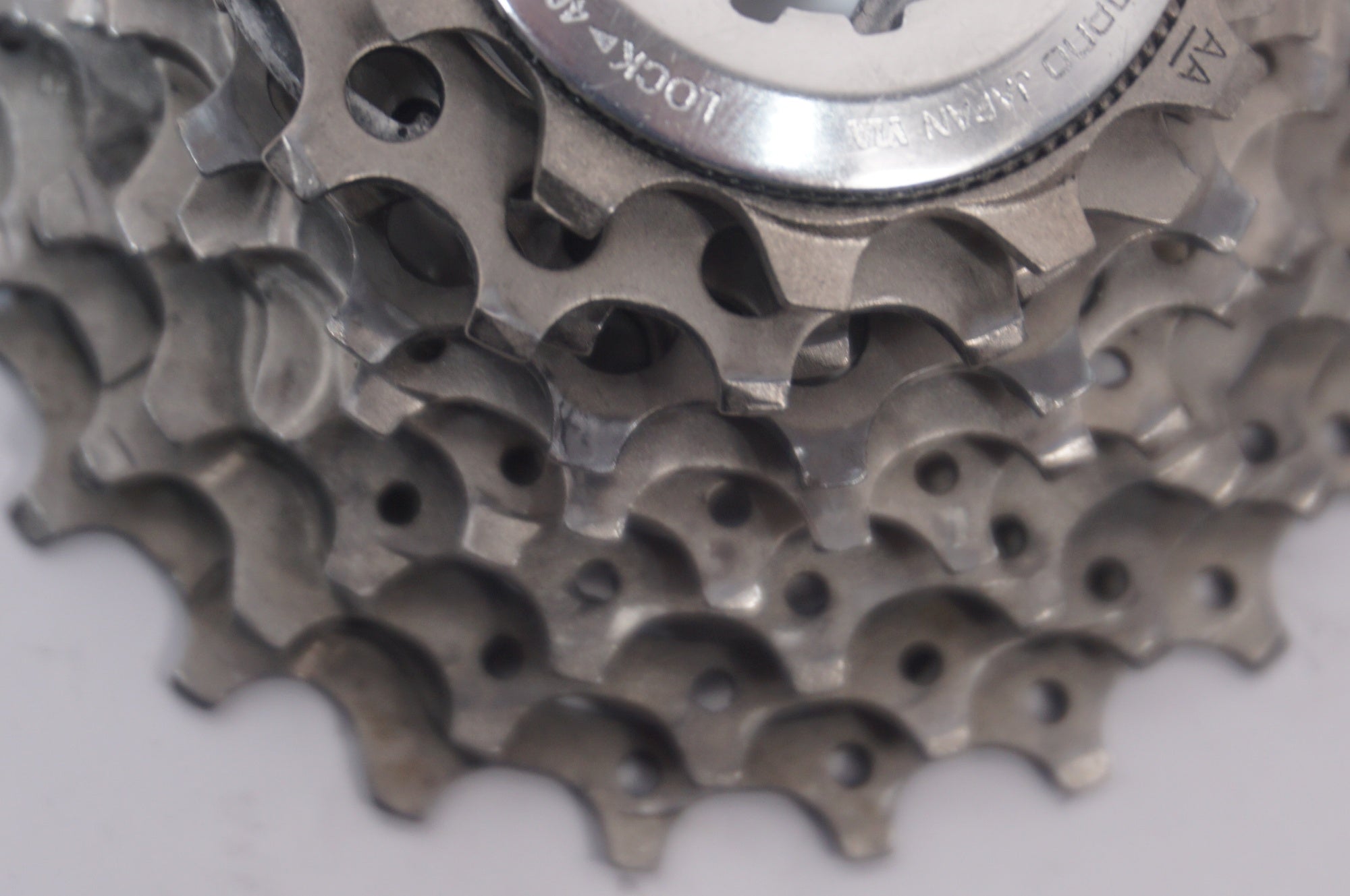 SHIMANO 「シマノ」 DURA-ACE CS-7700 12-23T スプロケット / 世田谷店