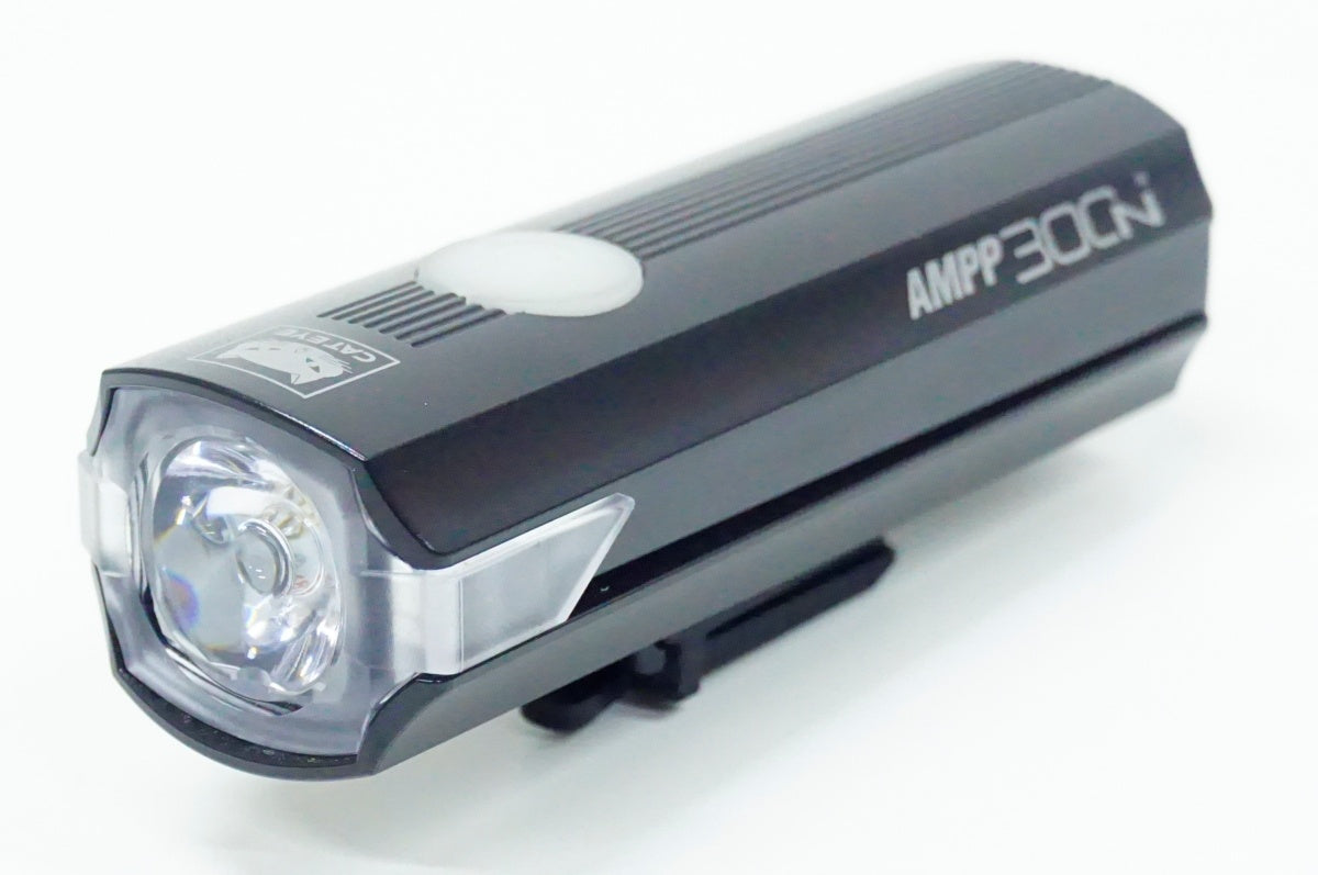 CATEYE 「キャットアイ」 AMPP300N フロントライト / 名古屋大須店