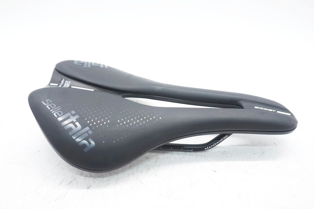 SELLE ITALIA 「セライタリア」 BOOST NOVUS SUPERFLOEW サドル / 大阪門真店