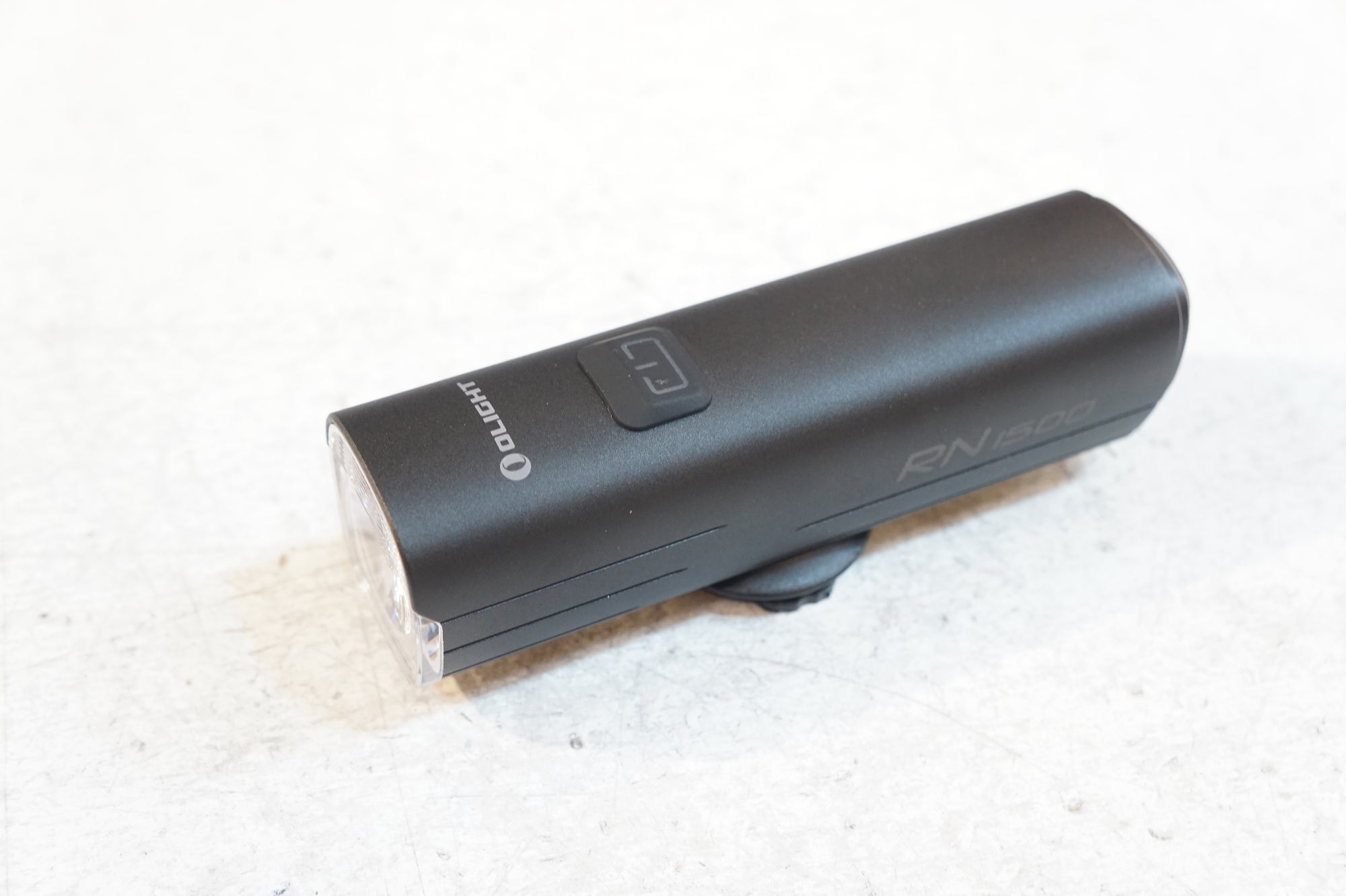 OLIGHT 「オーライト」 RN 1500 フロントライト / バイチャリ浦和ベース