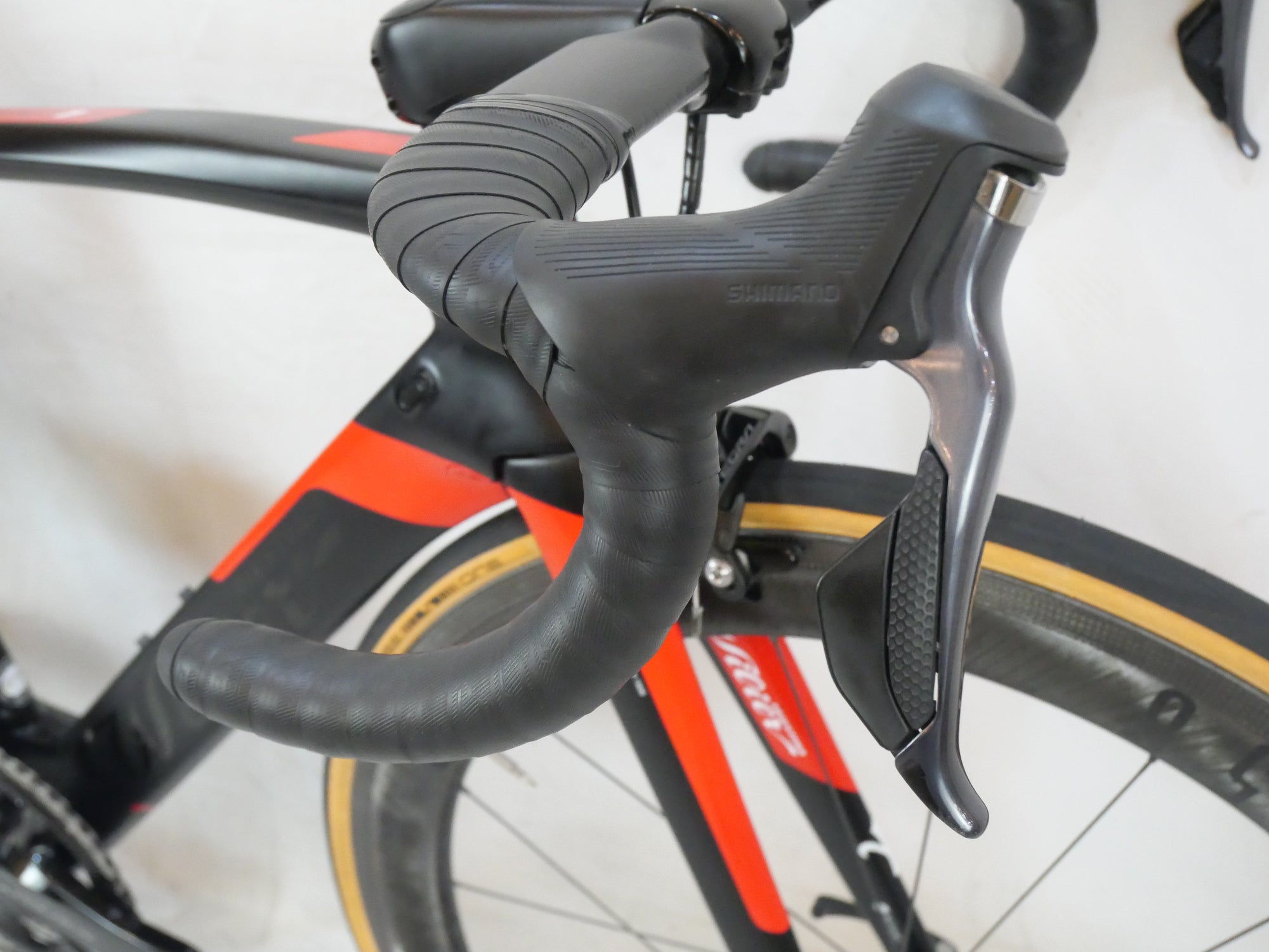 WILIER 「ウィリエール」 CENTO1 AIR 2021年モデル ロードバイク