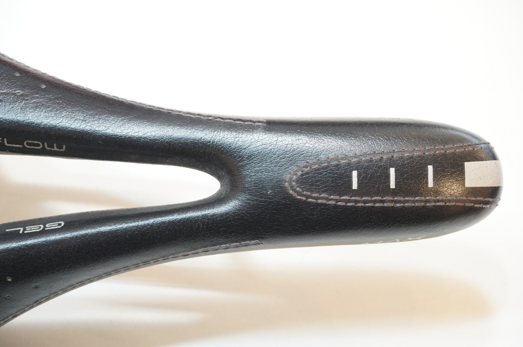 SELLE ITALIA 「セライタリア」 MAX SLR TI316 GEL FLOW サドル / 浦和ベース
