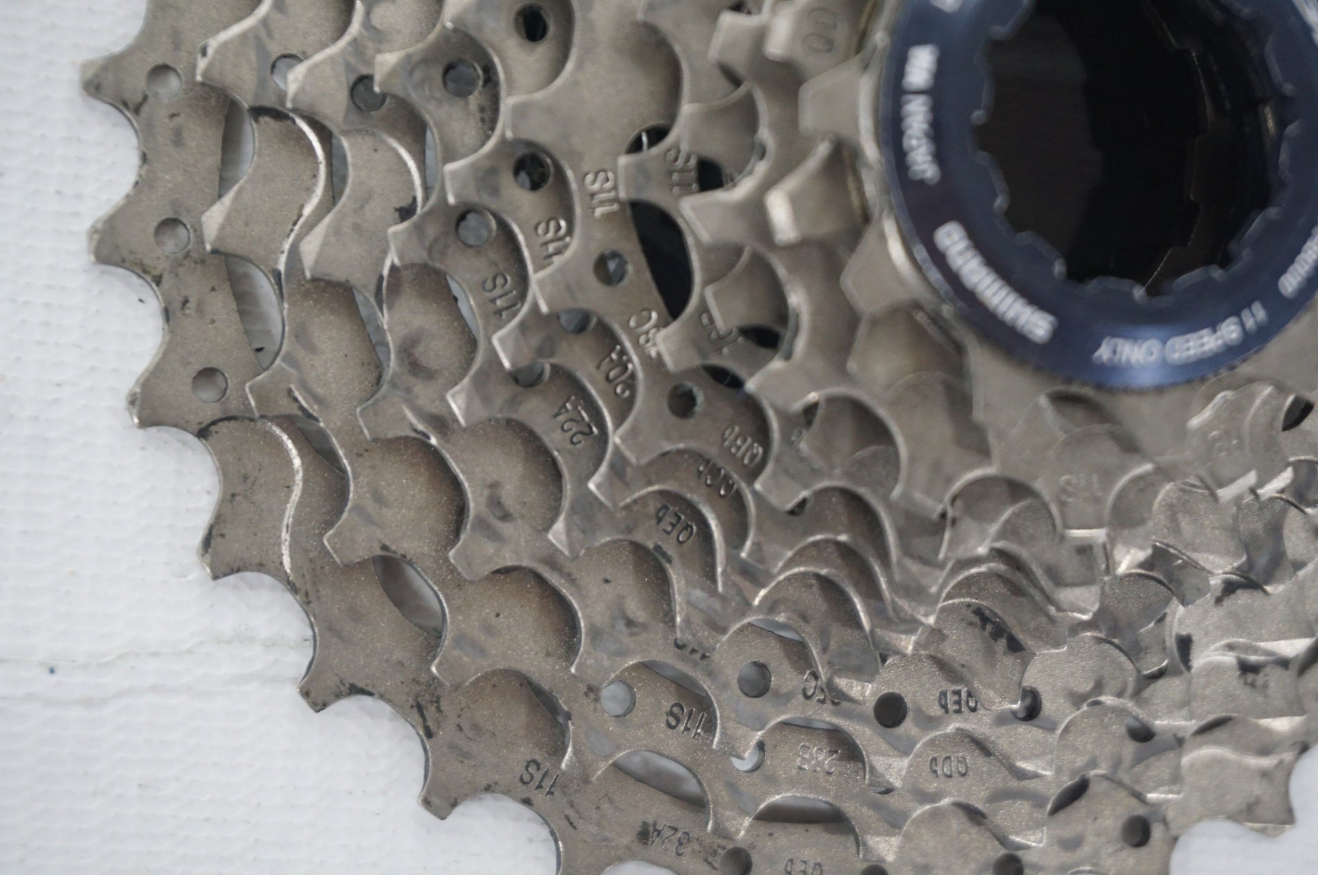 SHIMANO 「シマノ」 ULTEGRA CS-R8000 11-32T スプロケット / 阪急塚口店