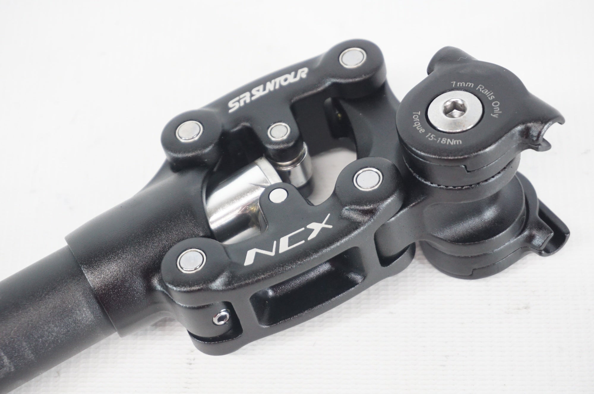 サリー SR SUNTOUR 「エスアールサンツアー」 NCX φ27.2 340mm
