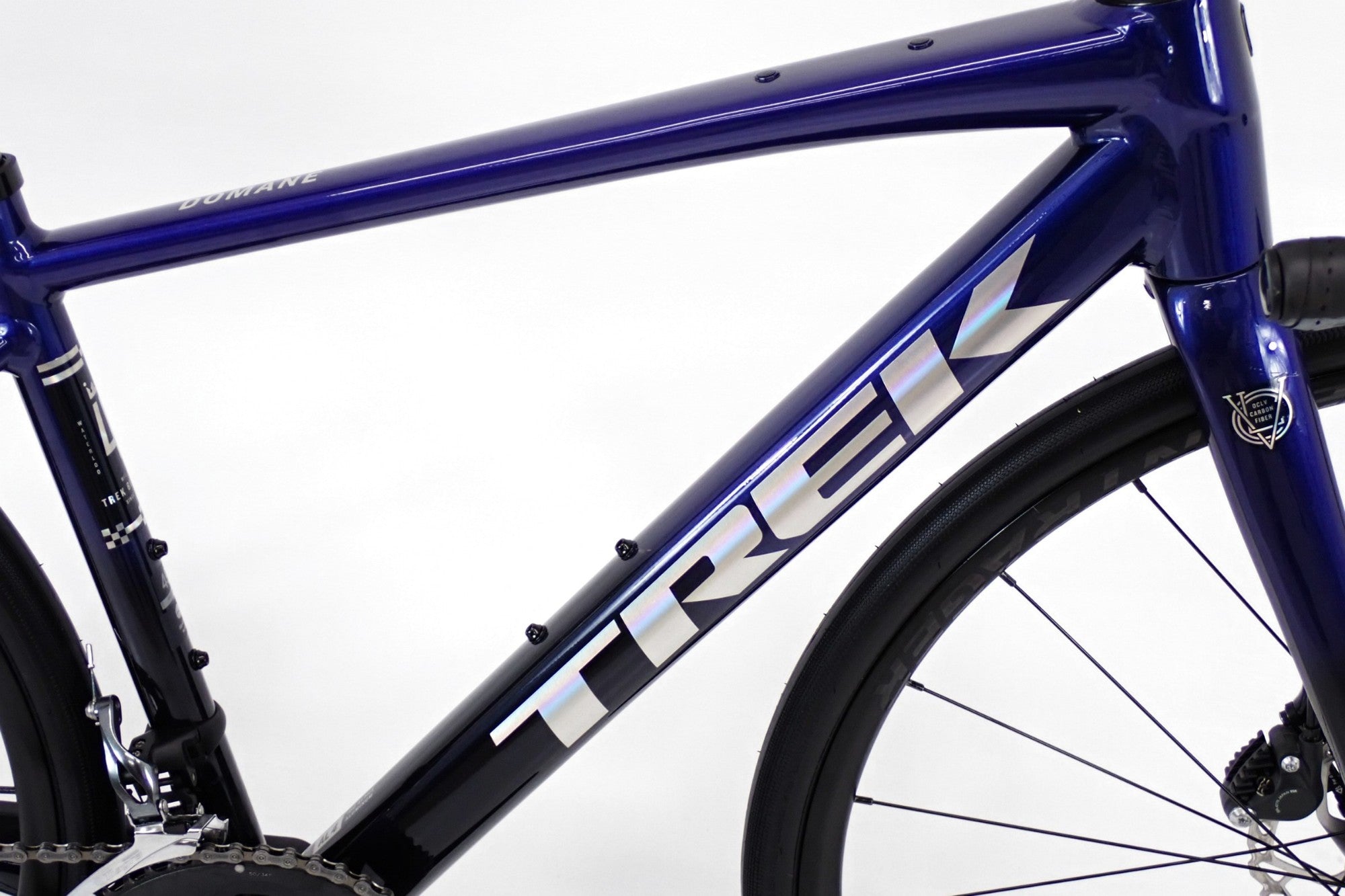 TREK 「トレック」 DOMANE AL4 Gen 4 2024年モデル ロードバイク