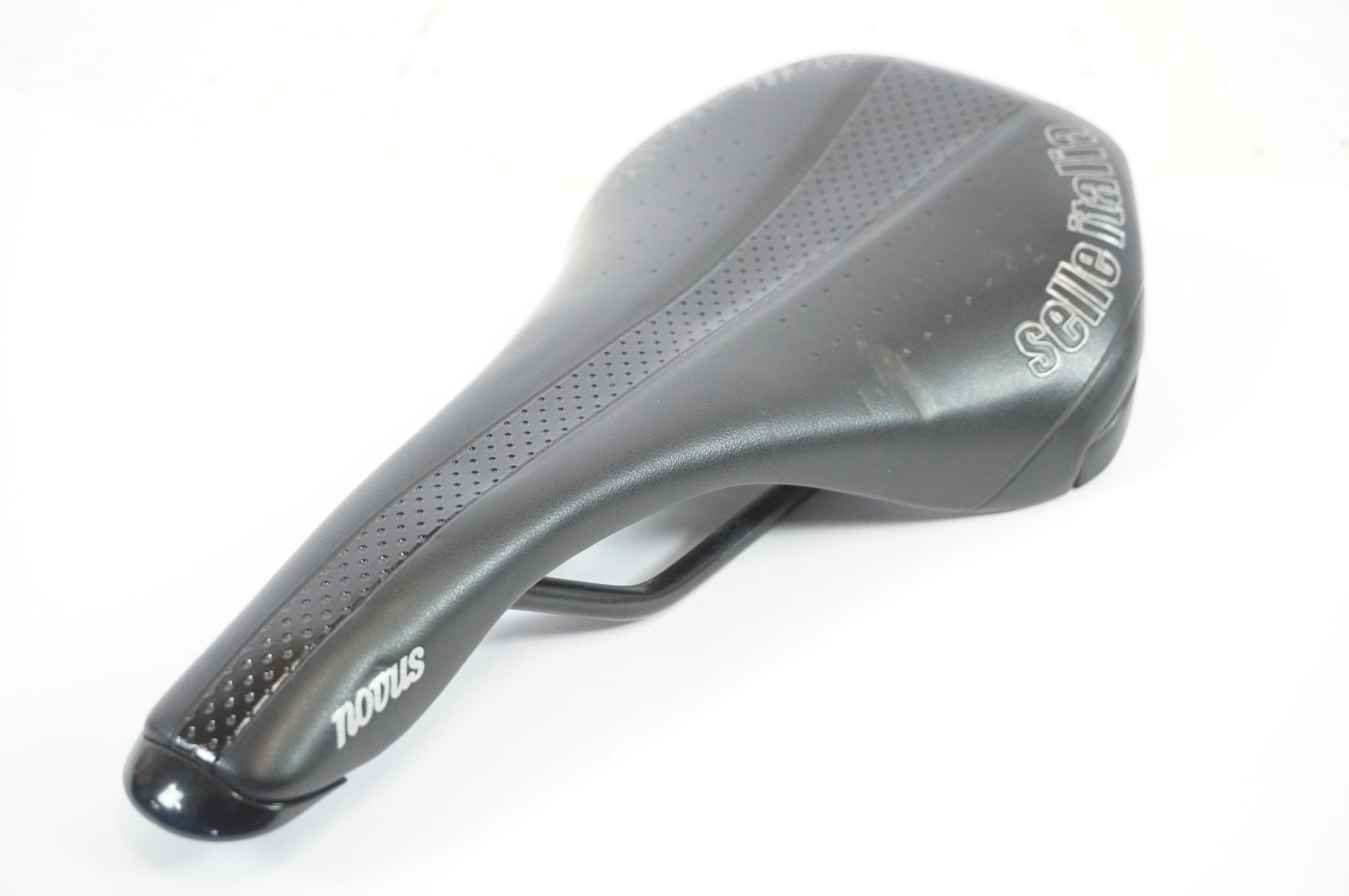 SELLE ITALIA 「セライタリア」 NOVUS サドル / 宇都宮店