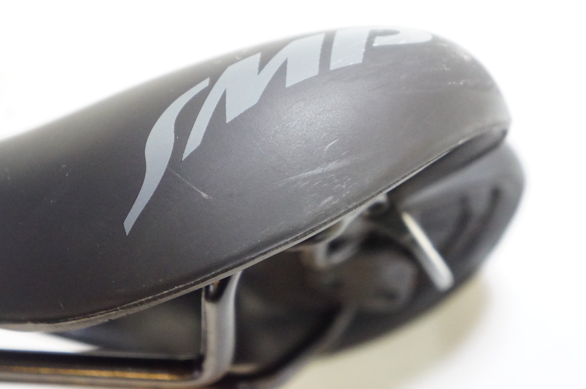 SELLE SMP 「セラエスエムピー」 TRK サドル / 熊谷本店