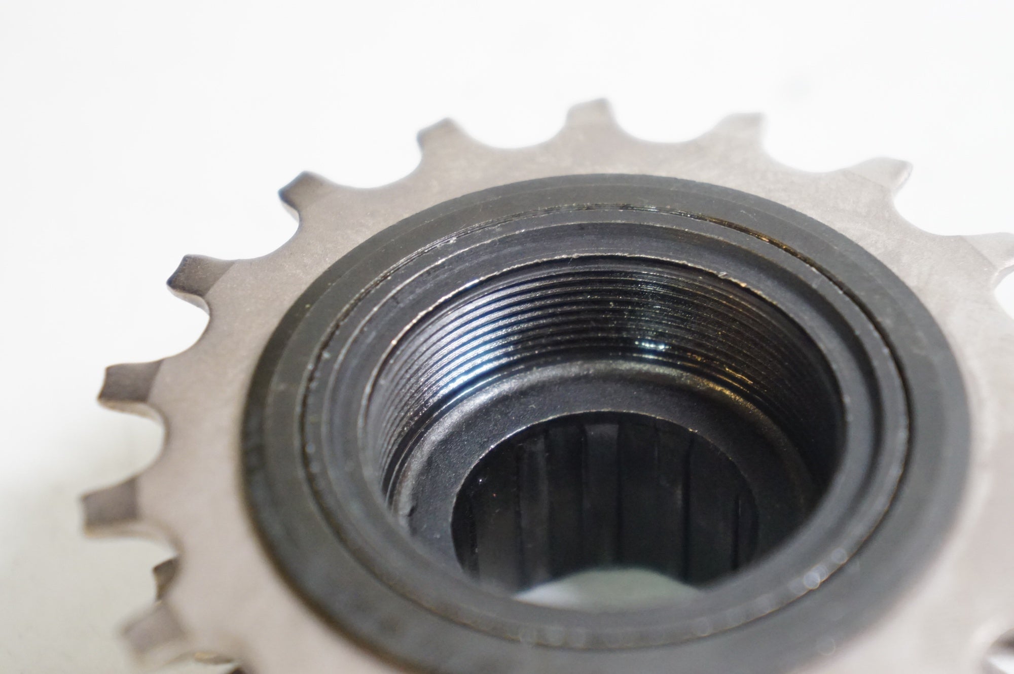 SHIMANO 「シマノ」 DURA-ACE MF-7400-7 ボスフリー 12-18T