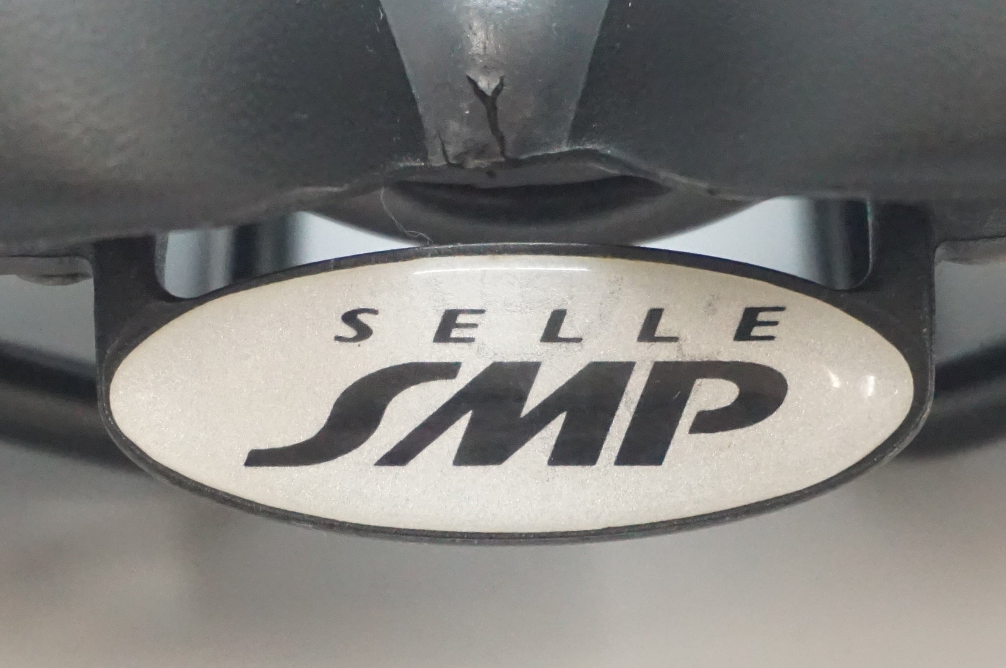 SELLE SMP 「セラエスエムピー」 TRK MEDIUM サドル / 福岡店