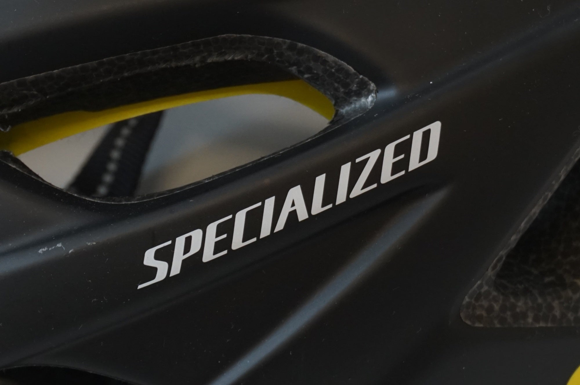 SPECIALIZED 「スペシャライズド」 CHAMONIX S/Mサイズ ヘルメット / 浜松店