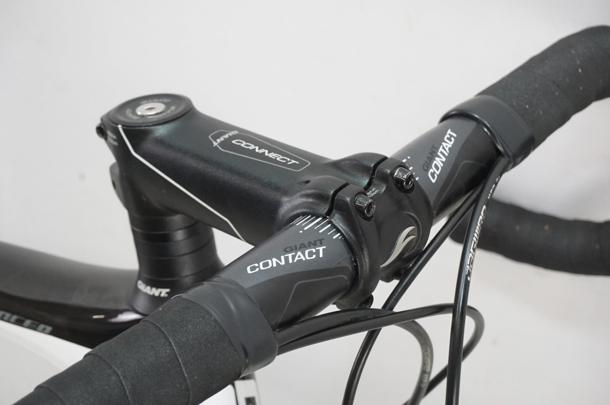 GIANT 「ジャイアント」 DEFY ADVANCED1 2016年モデル カスタム ロード