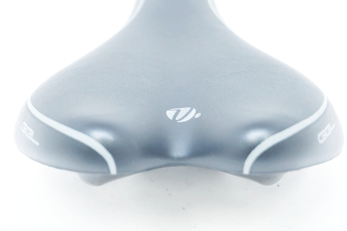 VELO 「ベロ」 HAWK サドル / 大阪美原北インター店