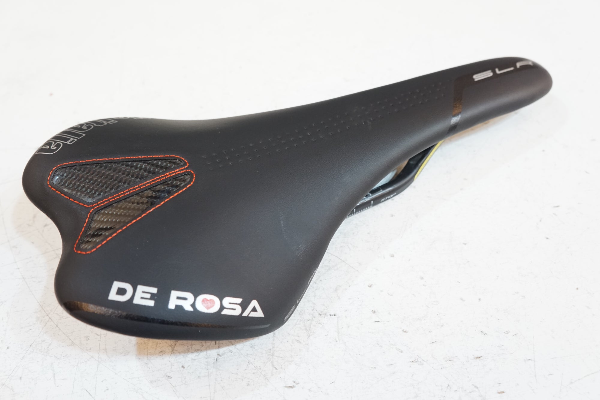SELLE ITALIA 「セラ イタリア」 SLR DE ROSA サドル / バイチャリ浦和ベース