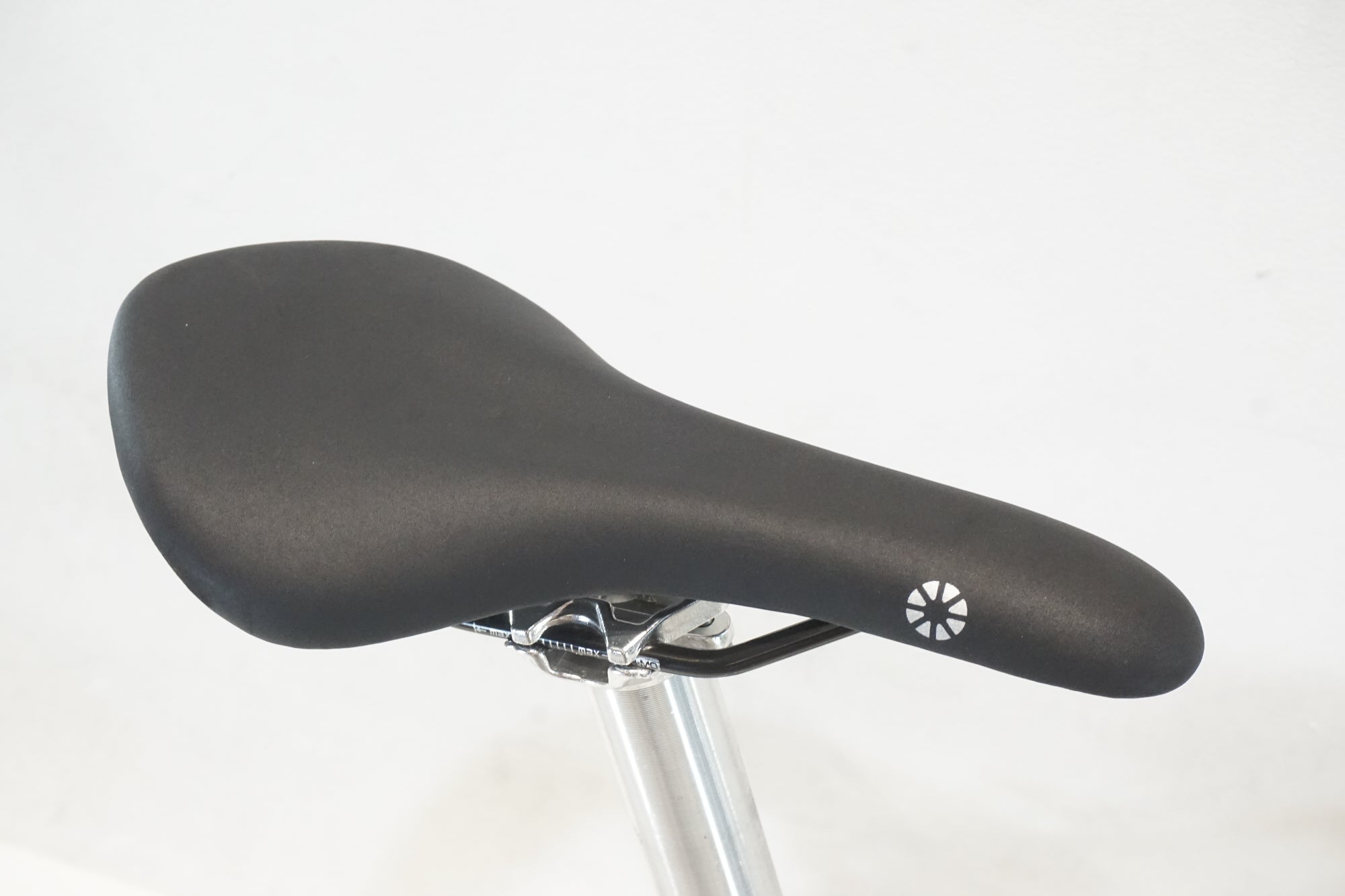 DAHON 「ダホン」 DOVE PLUS 2024年モデル 14インチ 折り畳み自転車 / 横浜戸塚店